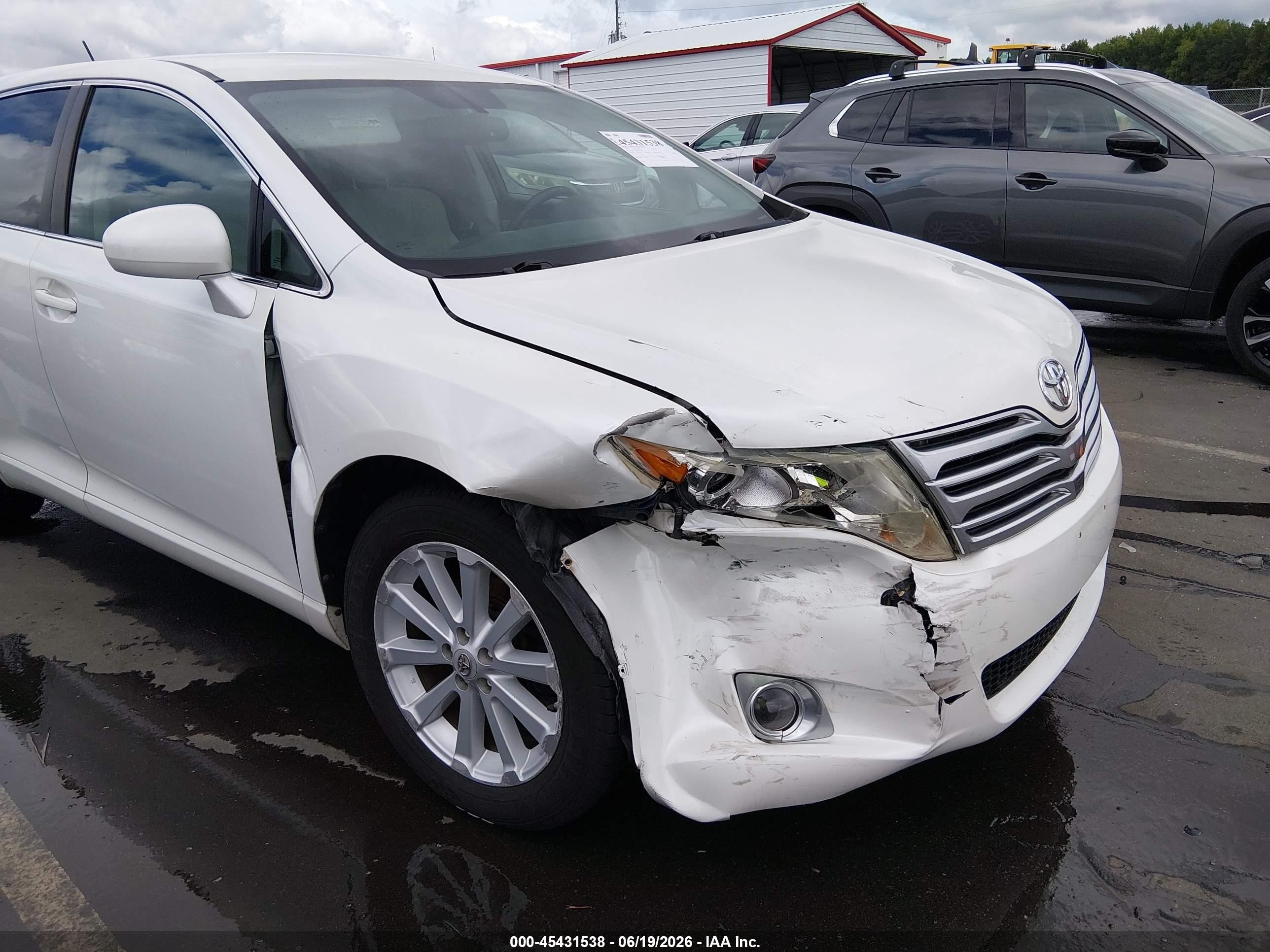 2009 Toyota Venza   White vin: 4T3ZE11A89U019121