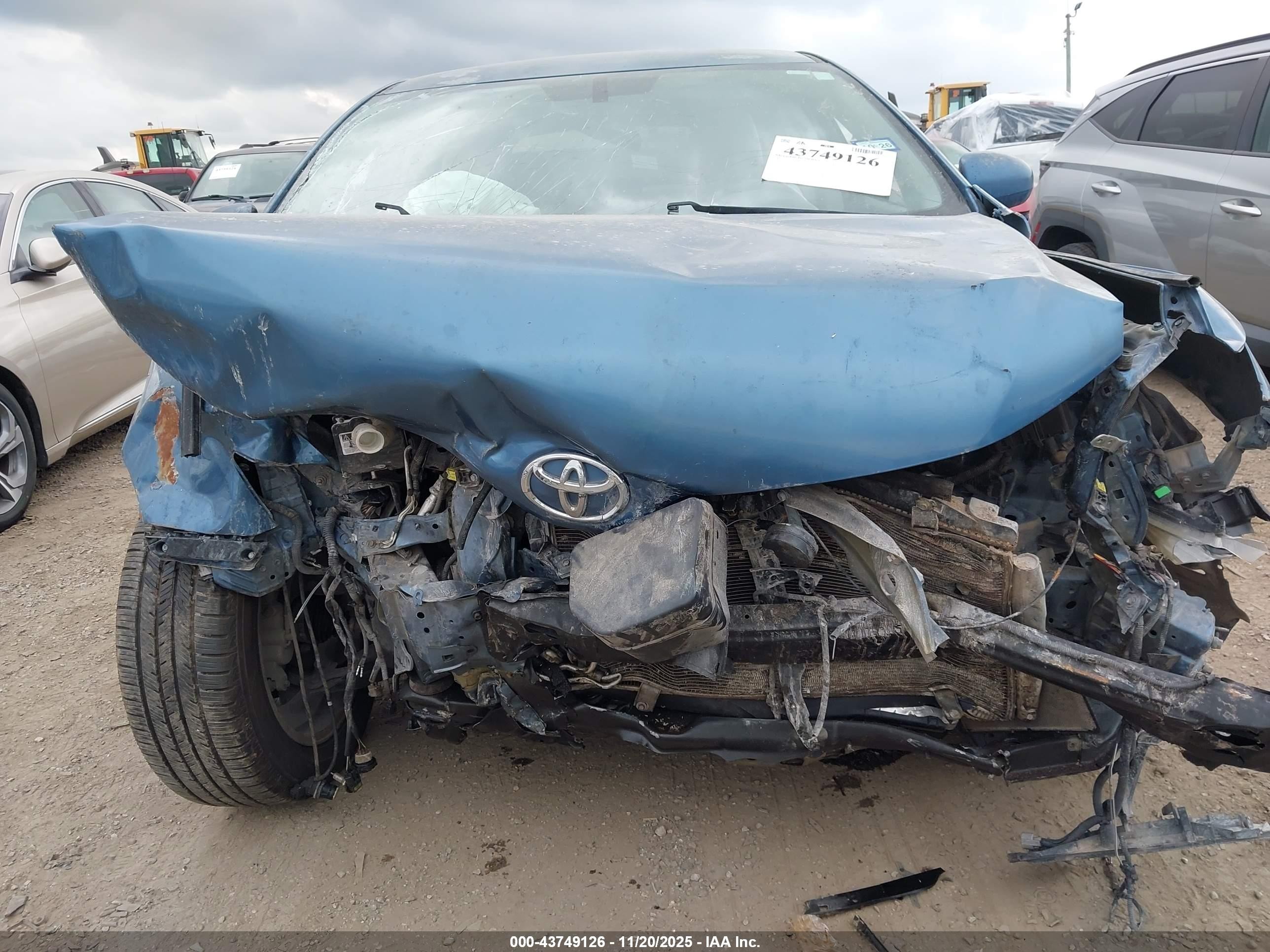 2009 Toyota Venza   Blue vin: 4T3ZE11A99U014591
