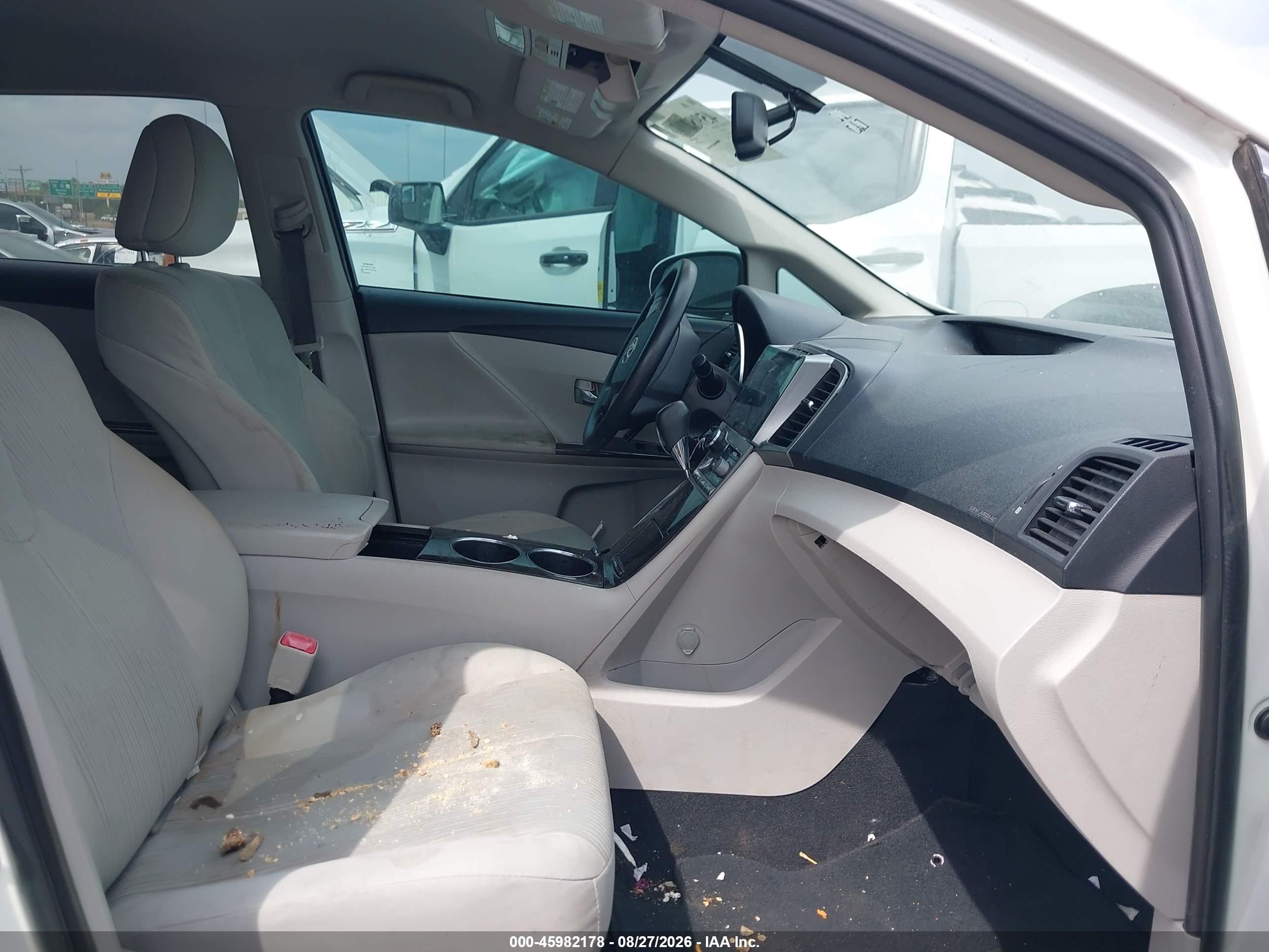 2009 Toyota Venza   White vin: 4T3ZE11A99U018916