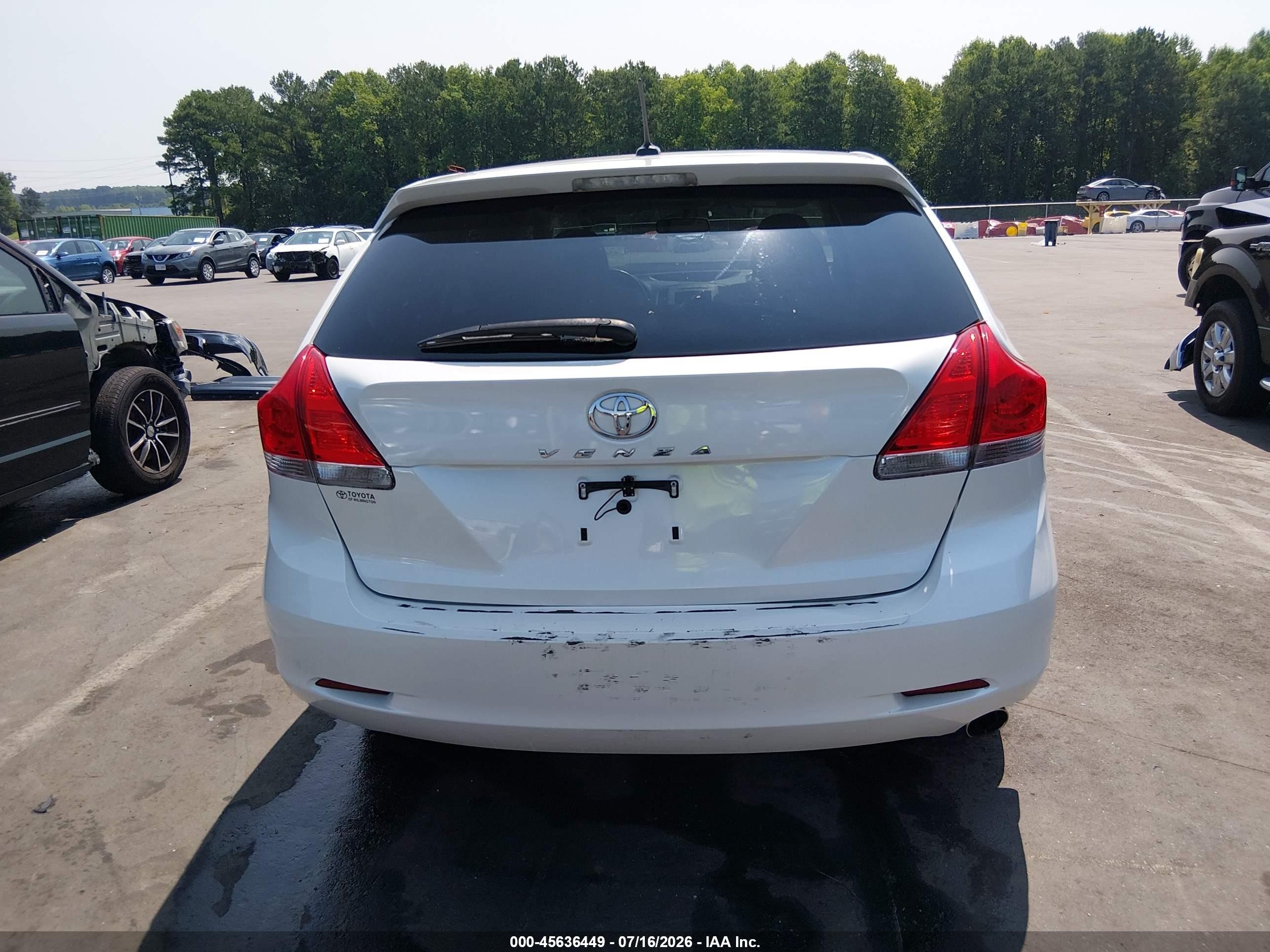 2009 Toyota Venza   White vin: 4T3ZE11AX9U018682