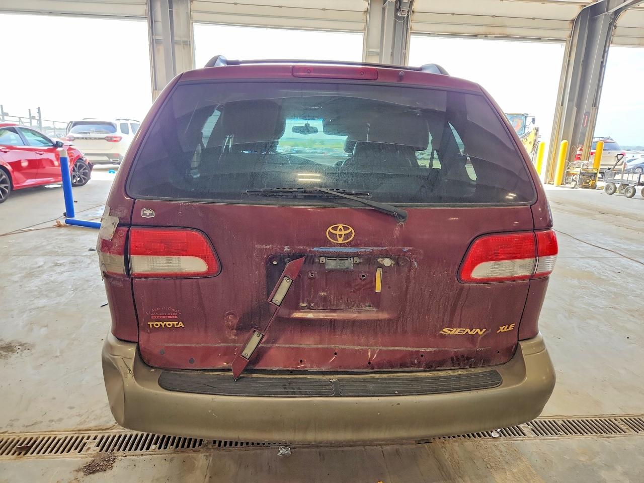 2001 Toyota Sienna Xle Red vin: 4T3ZF13C01U321552