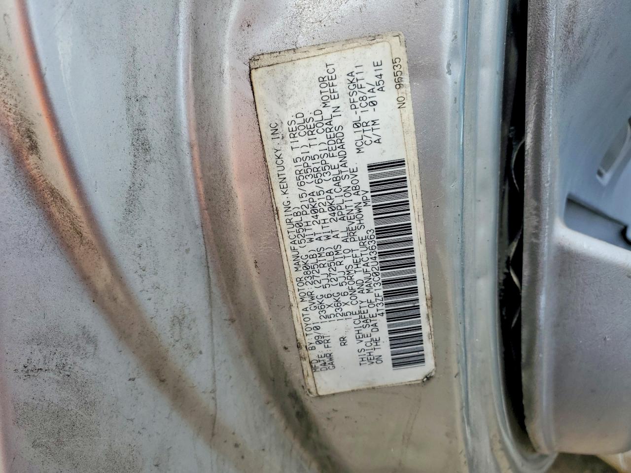 2002 Toyota Sienna Le Silver vin: 4T3ZF13C02U436363