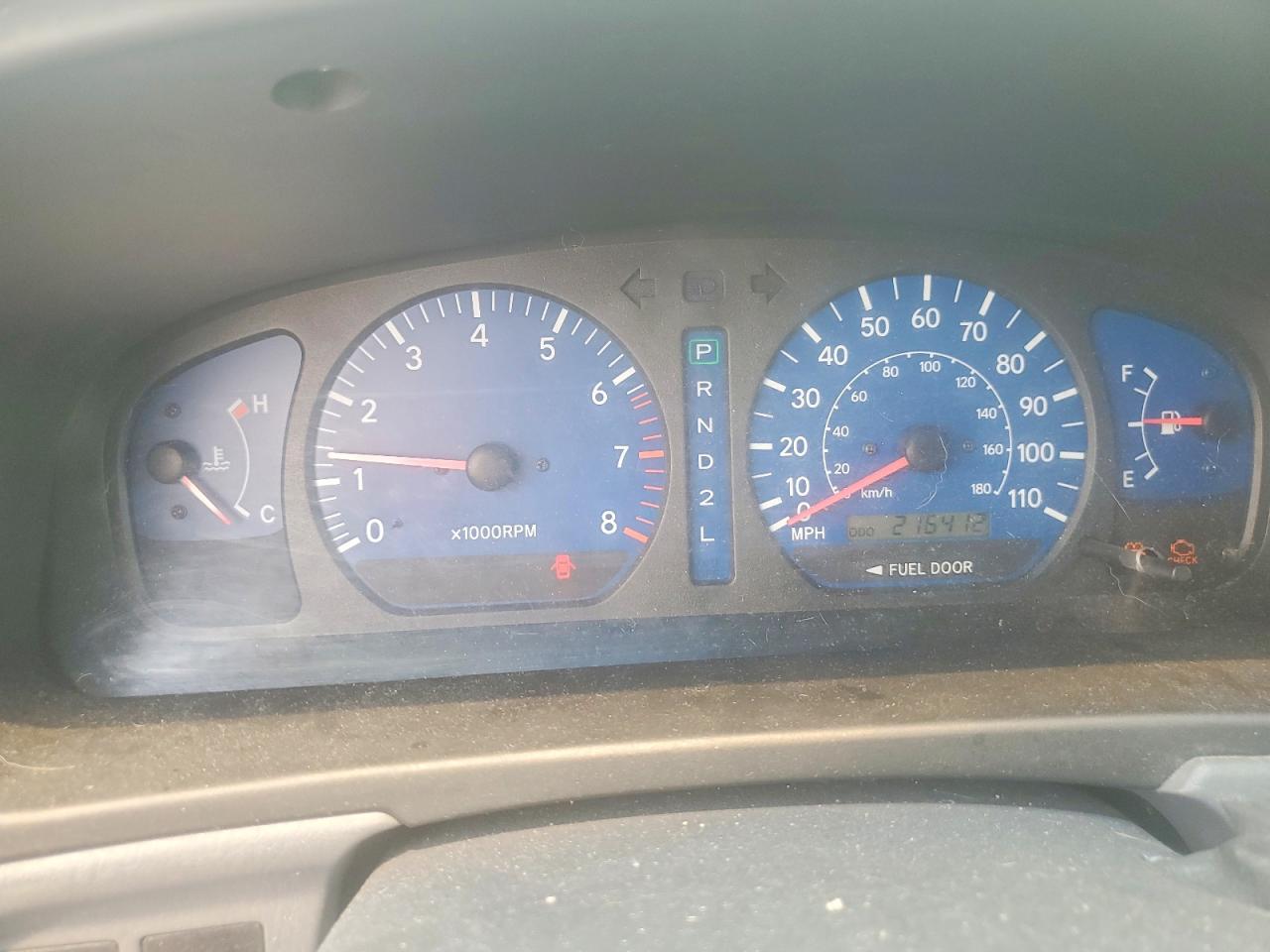2002 Toyota Sienna Le Silver vin: 4T3ZF13C02U464843