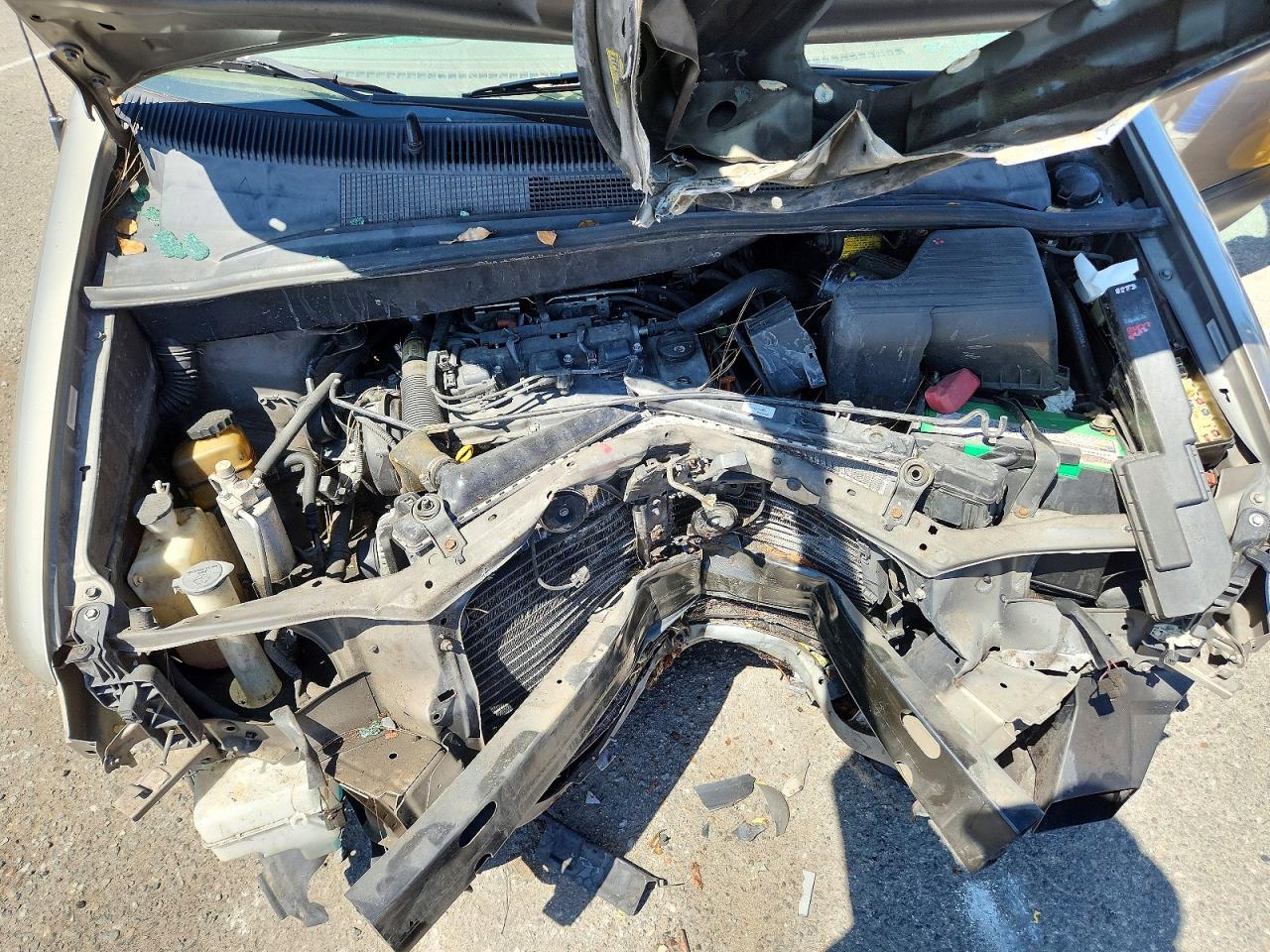 2000 Toyota Sienna Le Gold vin: 4T3ZF13C0YU199480