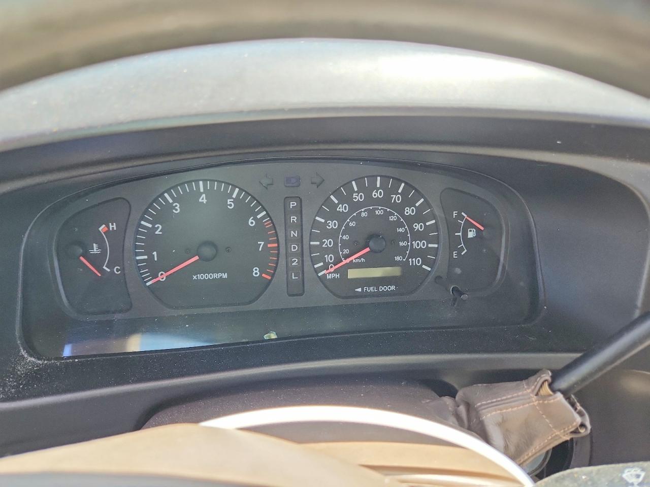 2000 Toyota Sienna Le Gold vin: 4T3ZF13C0YU199480