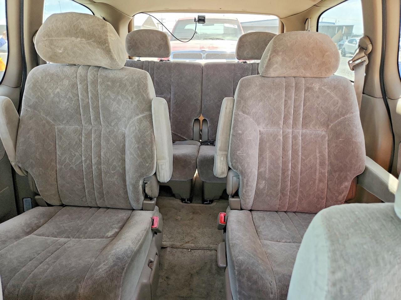 2000 Toyota Sienna Le Tan vin: 4T3ZF13C0YU259001