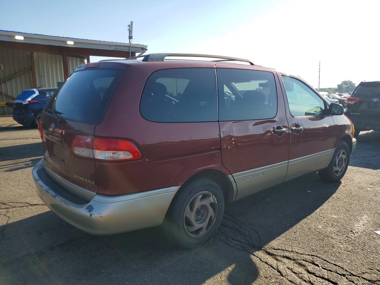 2001 Toyota Sienna Xle Burgundy vin: 4T3ZF13C11U401524