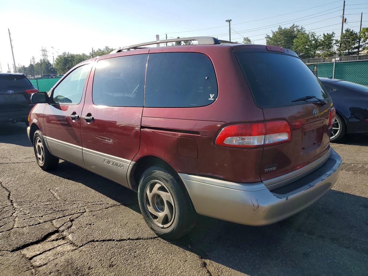 2001 Toyota Sienna Xle Burgundy vin: 4T3ZF13C11U401524