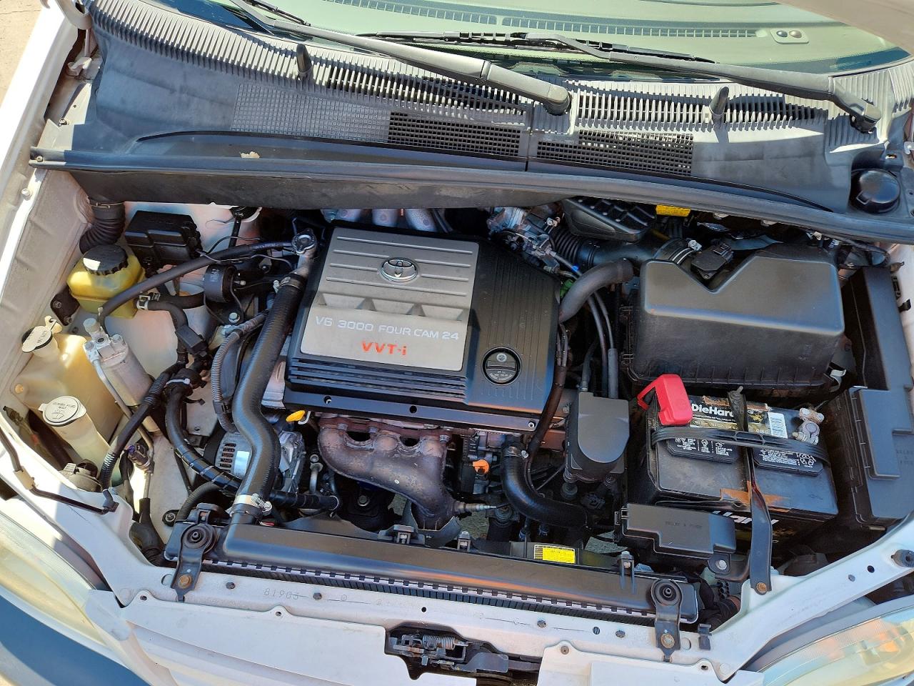 2001 Toyota Sienna Xle Белый vin: 4T3ZF13C11U401734