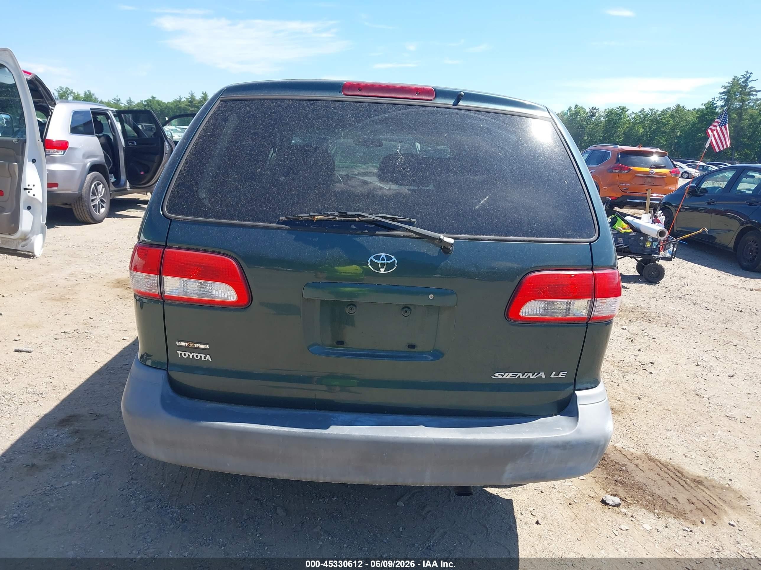 2001 Toyota Sienna Le Green vin: 4T3ZF13C11U403483