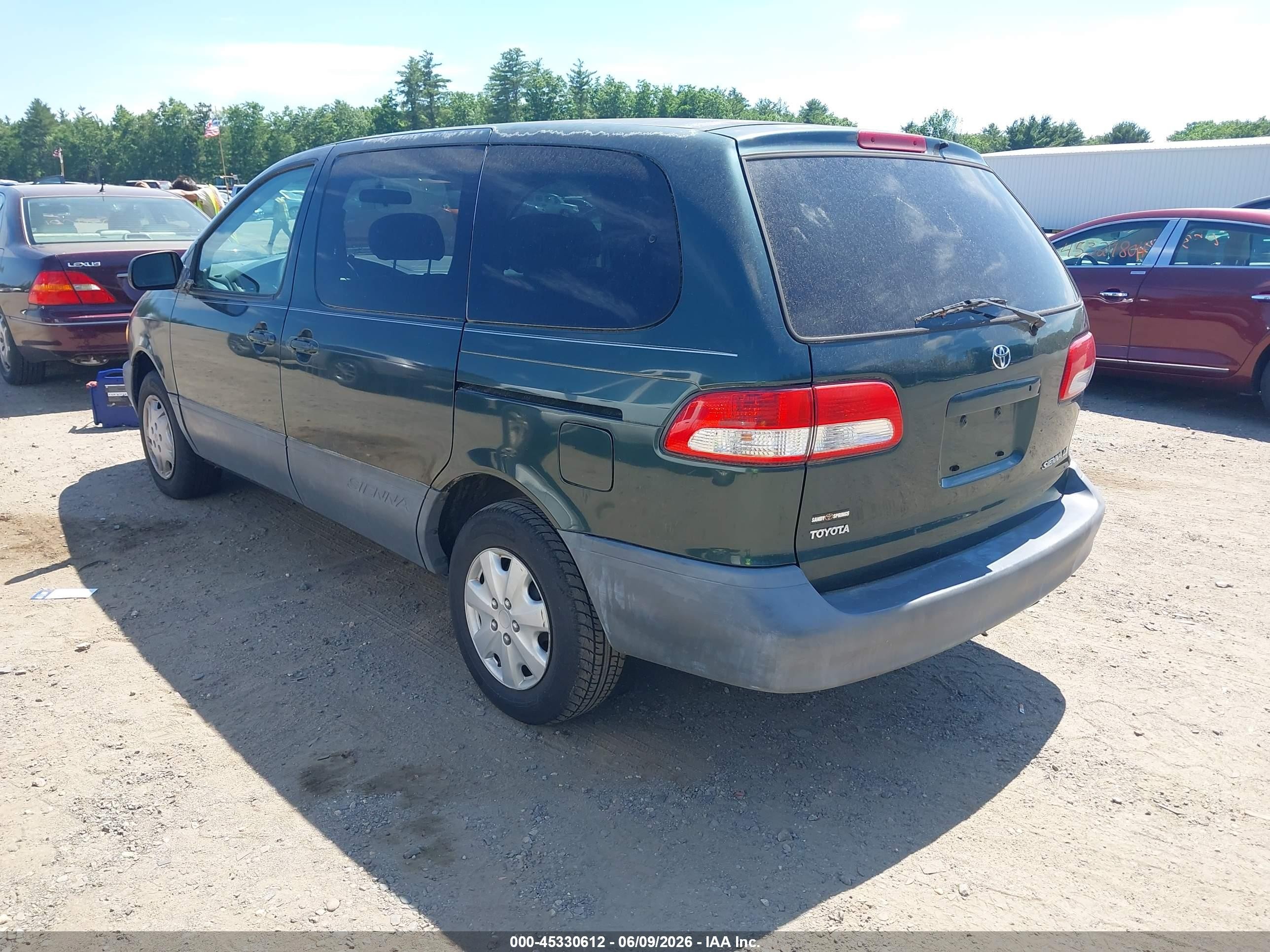 2001 Toyota Sienna Le Green vin: 4T3ZF13C11U403483