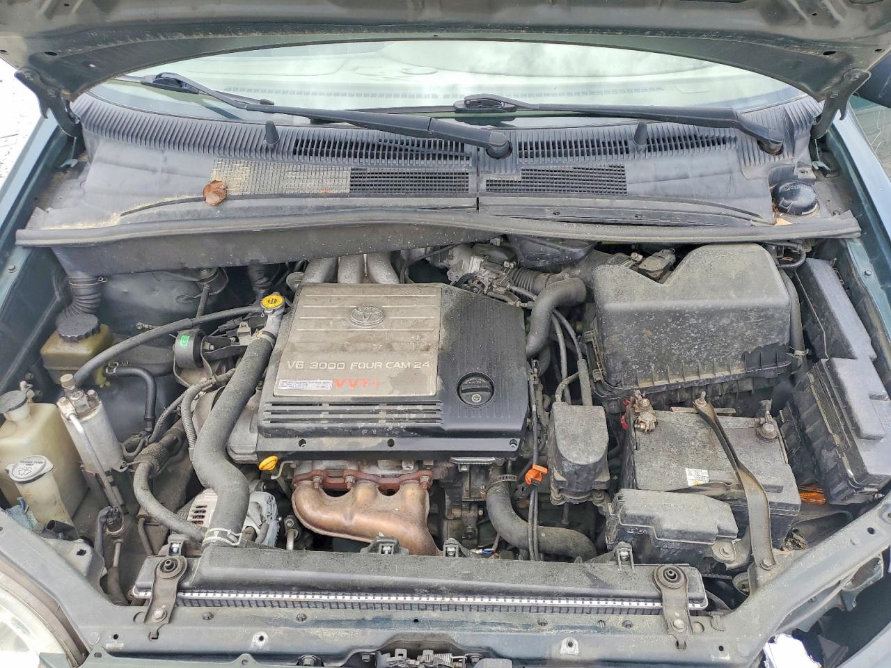 2001 Toyota Sienna Le Green vin: 4T3ZF13C11U411132
