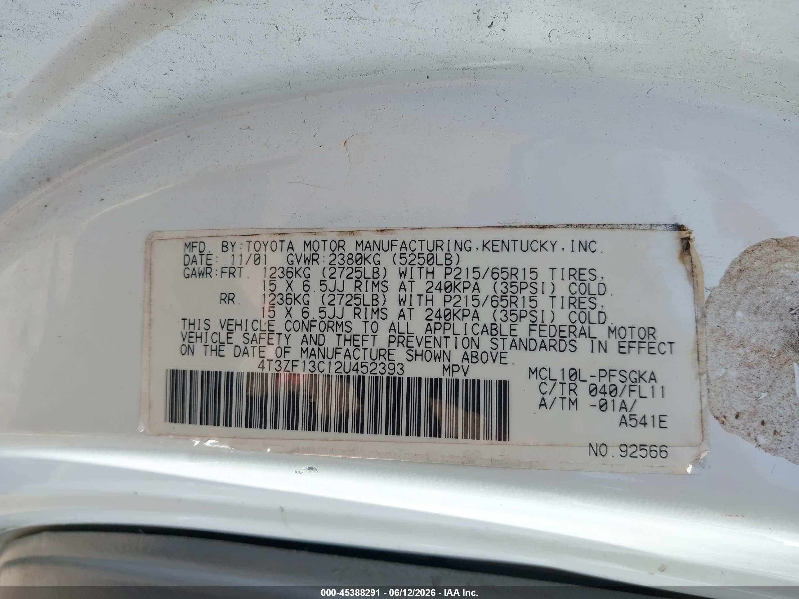 2002 Toyota Sienna Le White vin: 4T3ZF13C12U452393