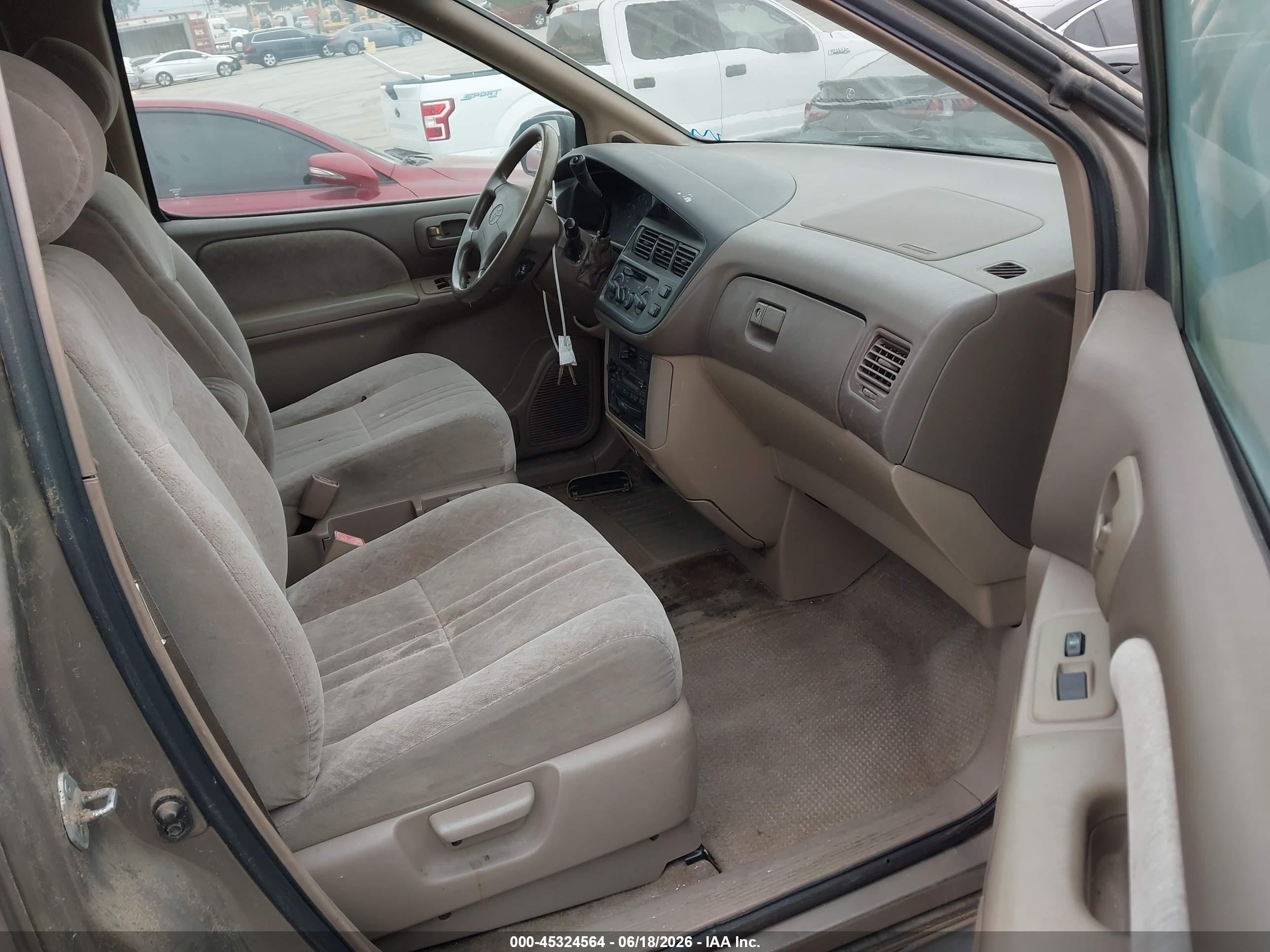 1998 Toyota Sienna Le/xle Brown vin: 4T3ZF13C1WU031473