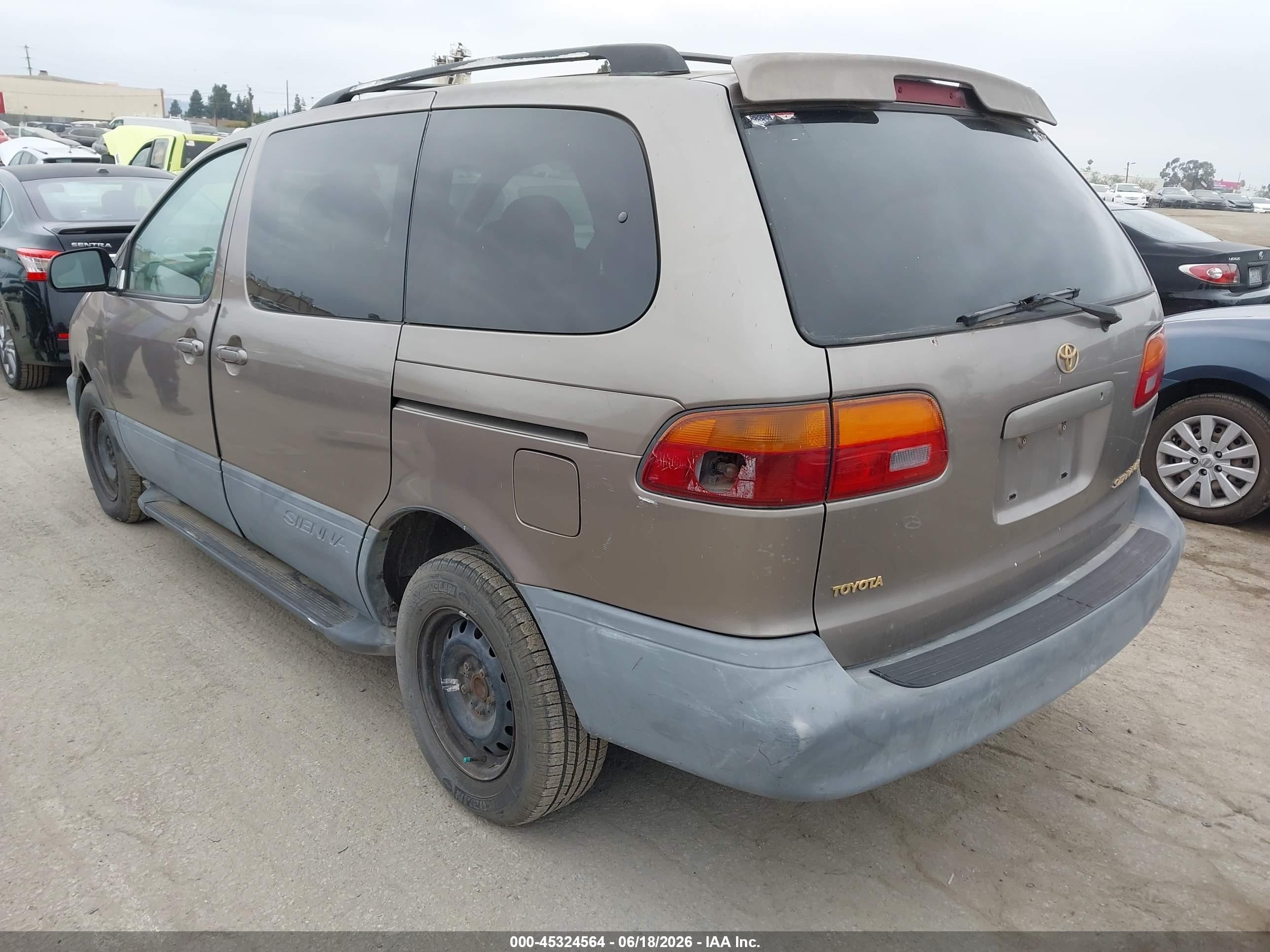 1998 Toyota Sienna Le/xle Brown vin: 4T3ZF13C1WU031473