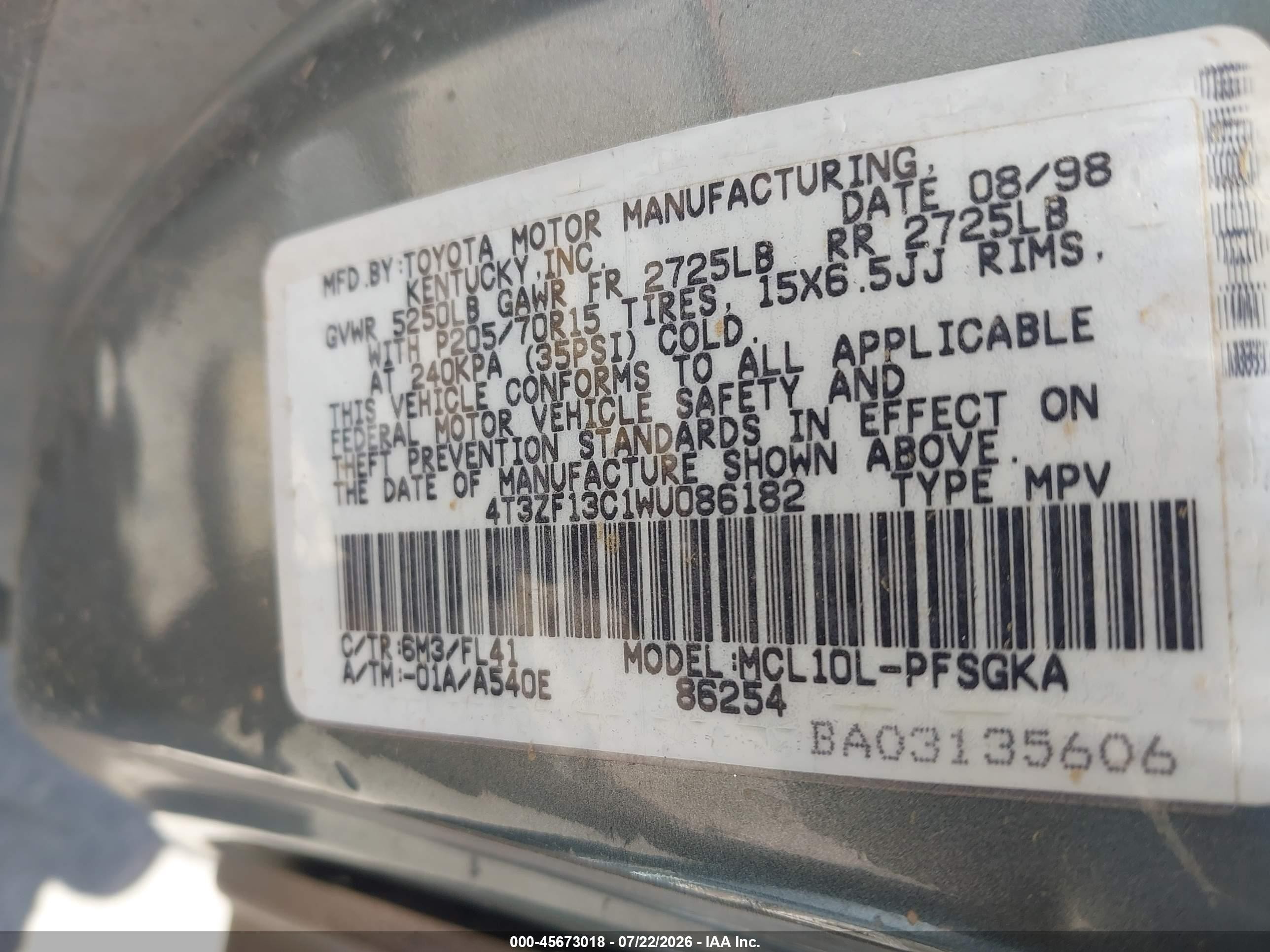 1998 Toyota Sienna Le Green vin: 4T3ZF13C1WU086182