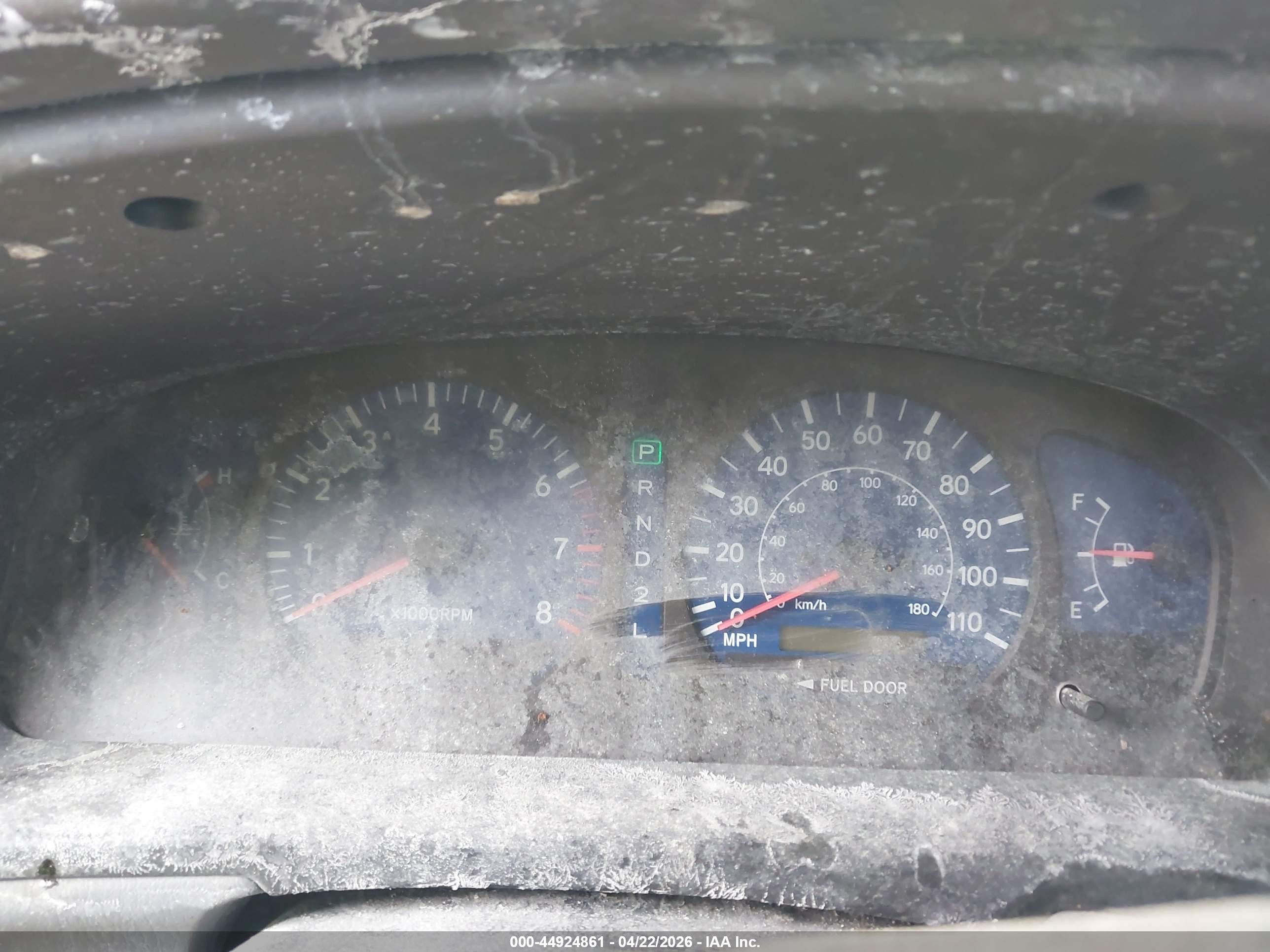 2001 Toyota Sienna Xle Бежевый vin: 4T3ZF13C21U408787