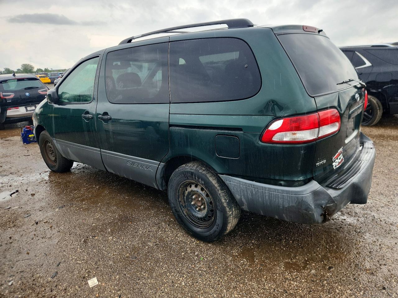 2001 Toyota Sienna Le Зеленый vin: 4T3ZF13C21U412595