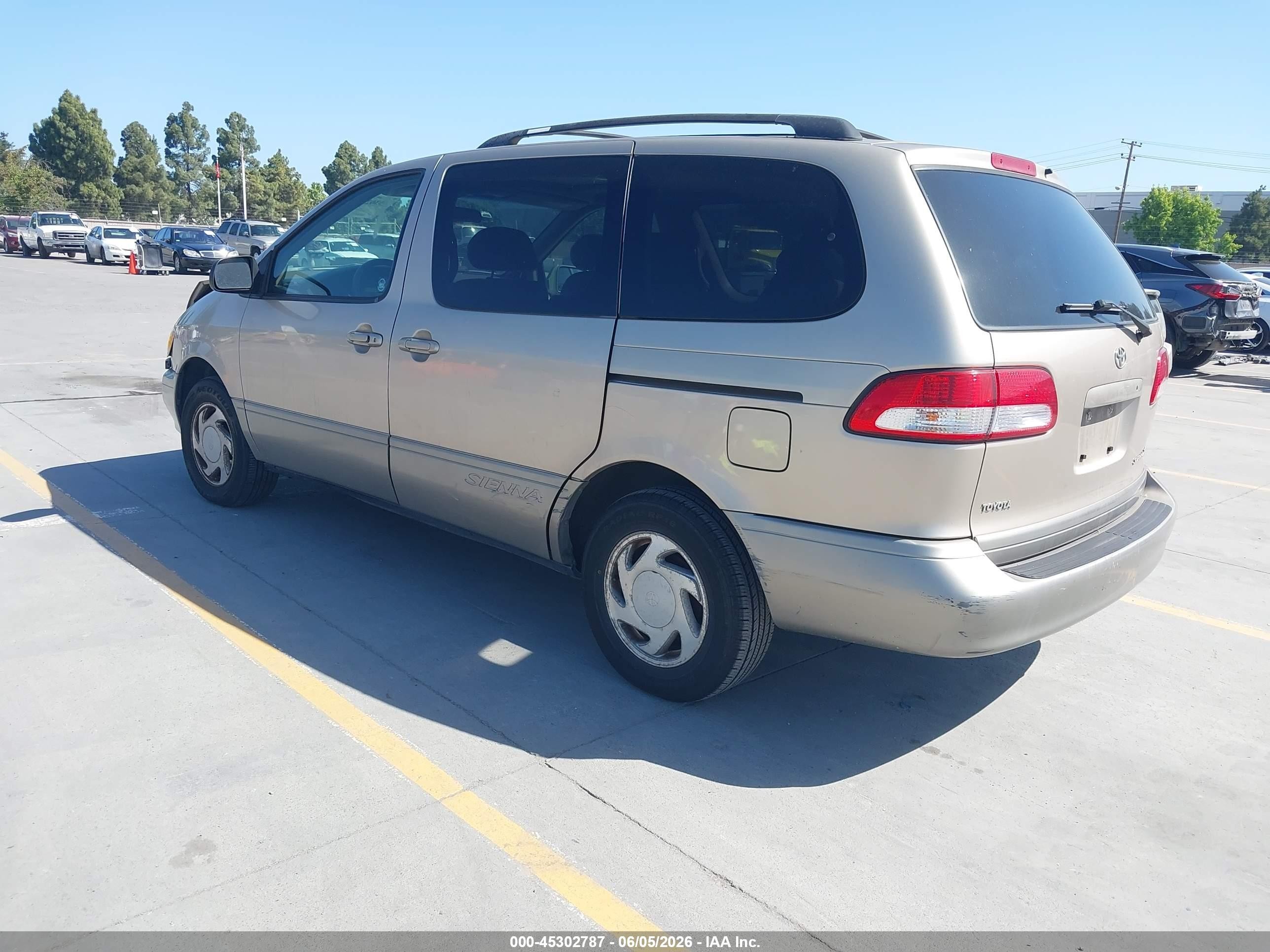 2002 Toyota Sienna Xle Gold vin: 4T3ZF13C22U438700
