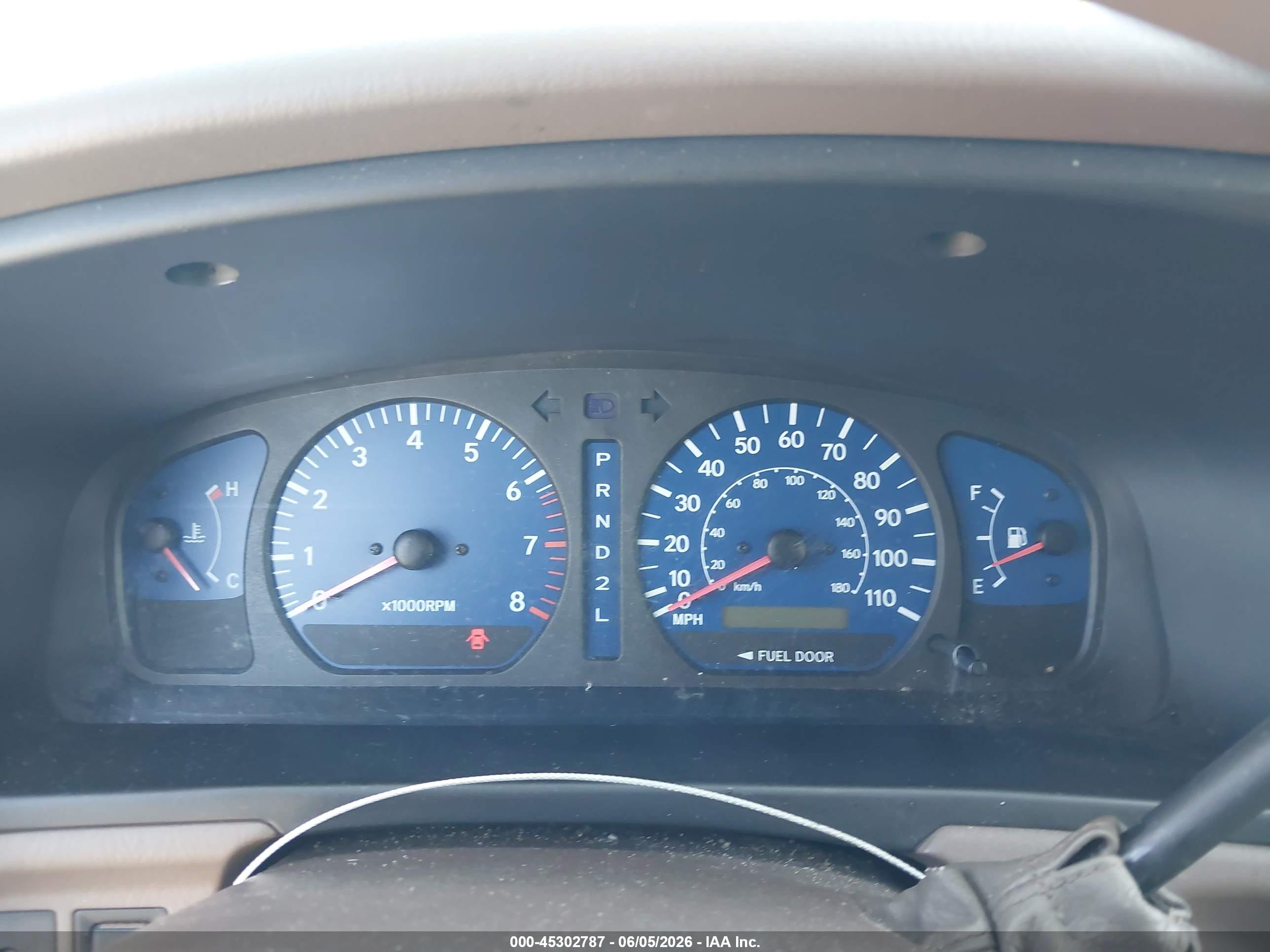 2002 Toyota Sienna Xle Gold vin: 4T3ZF13C22U438700