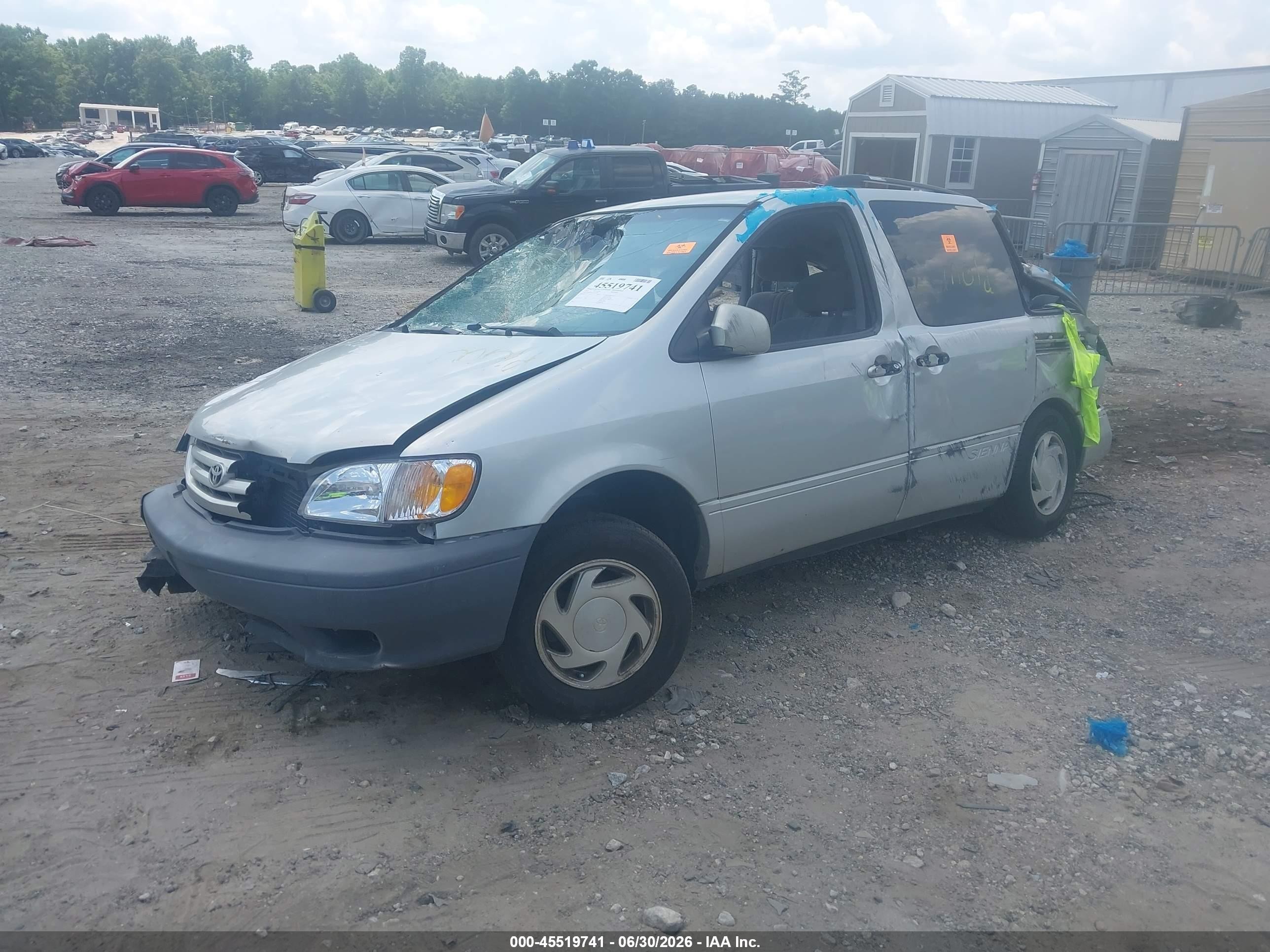 2002 Toyota Sienna Le Gray vin: 4T3ZF13C22U447798