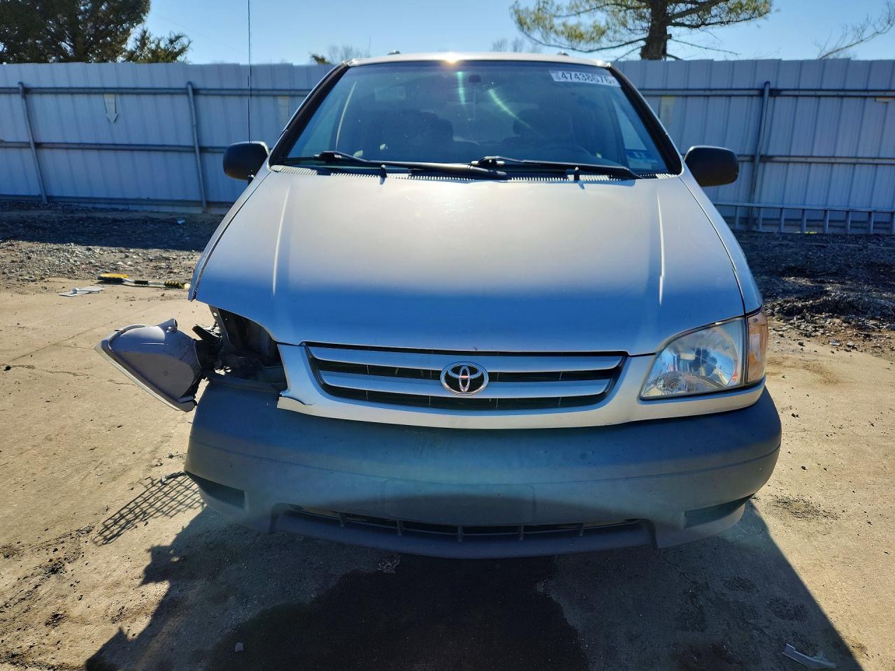 2002 Toyota Sienna Le Beige vin: 4T3ZF13C22U453083