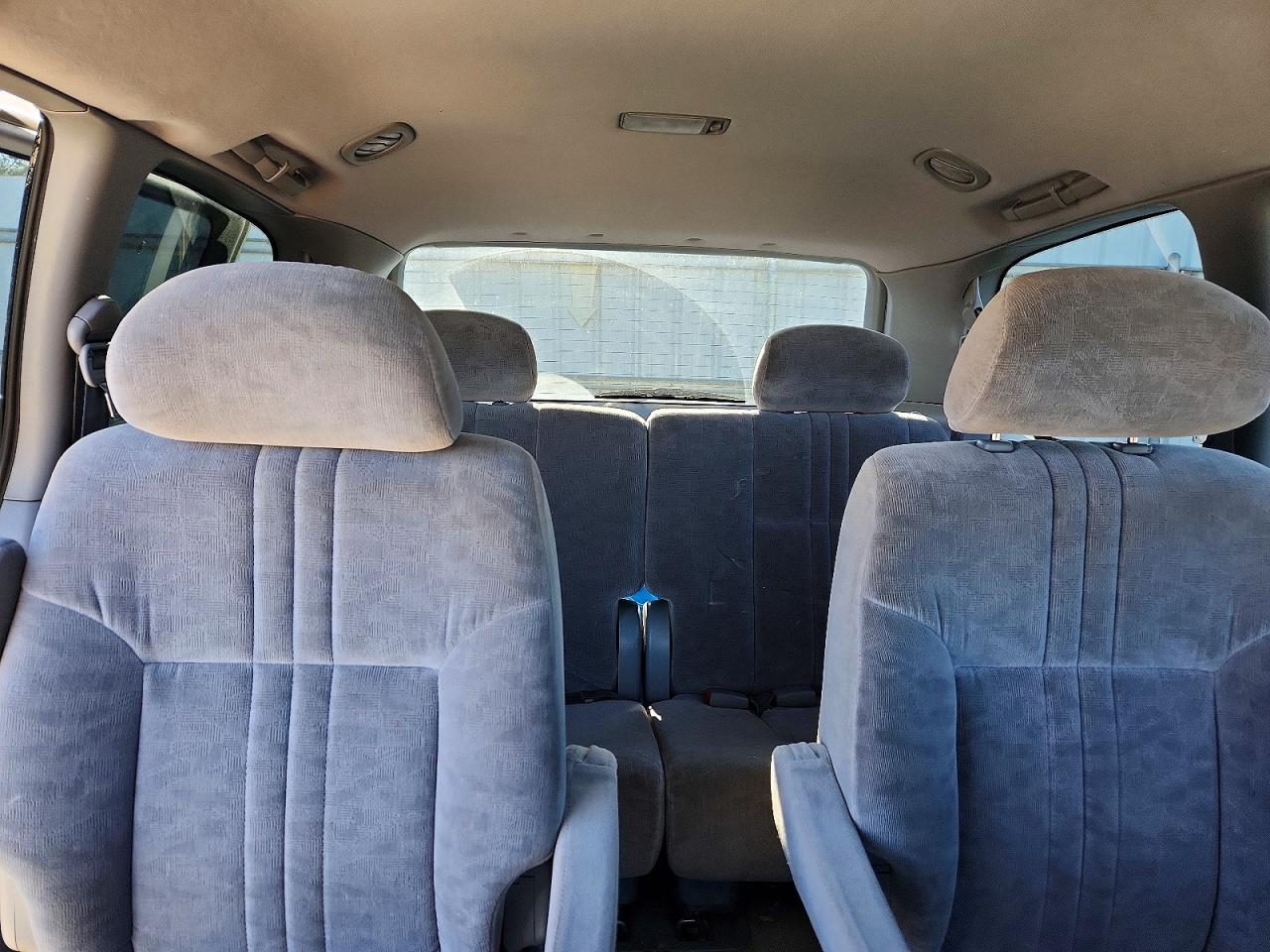 2002 Toyota Sienna Le Beige vin: 4T3ZF13C22U453083