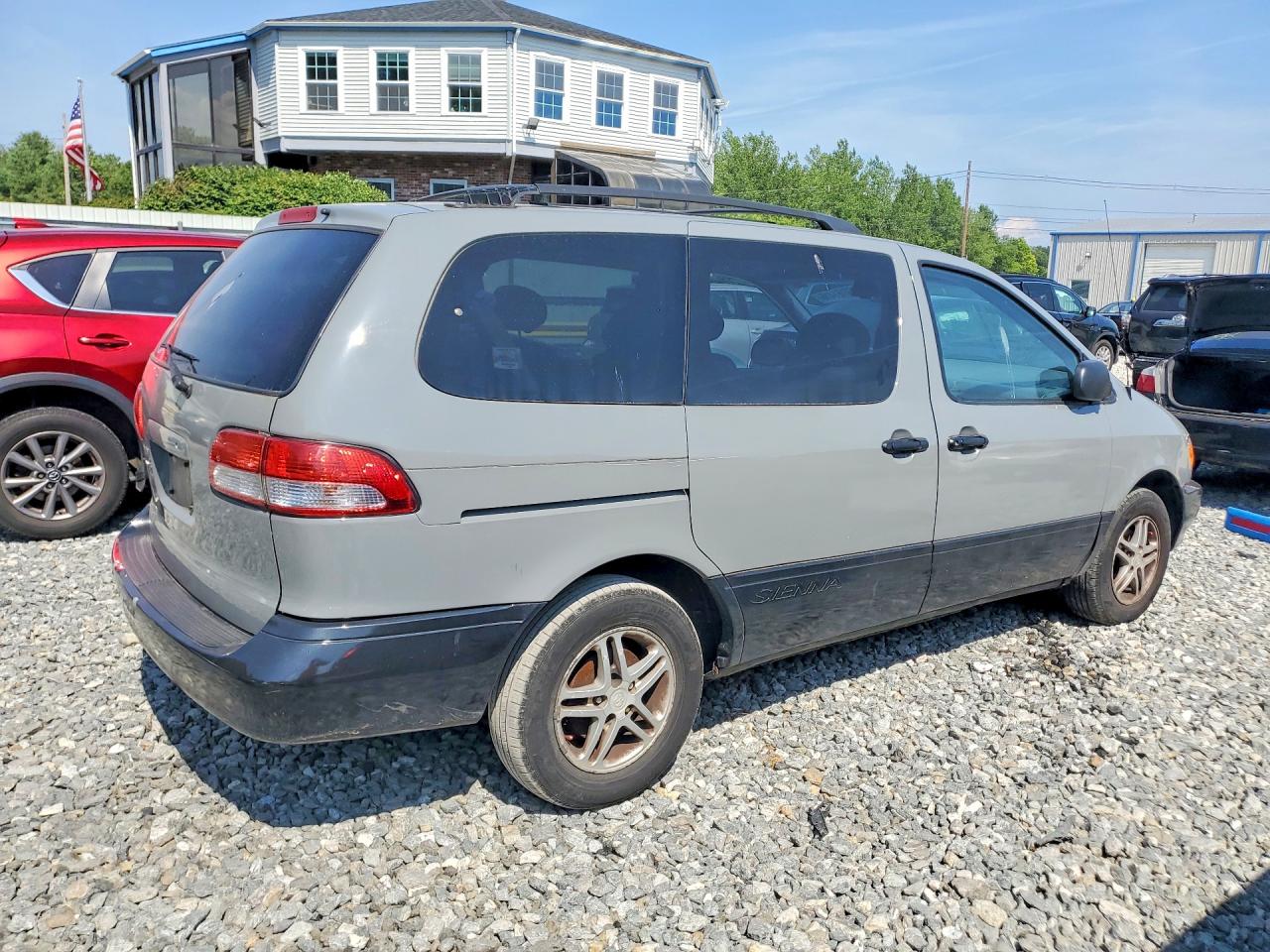 2002 Toyota Sienna Le Gray vin: 4T3ZF13C22U497715