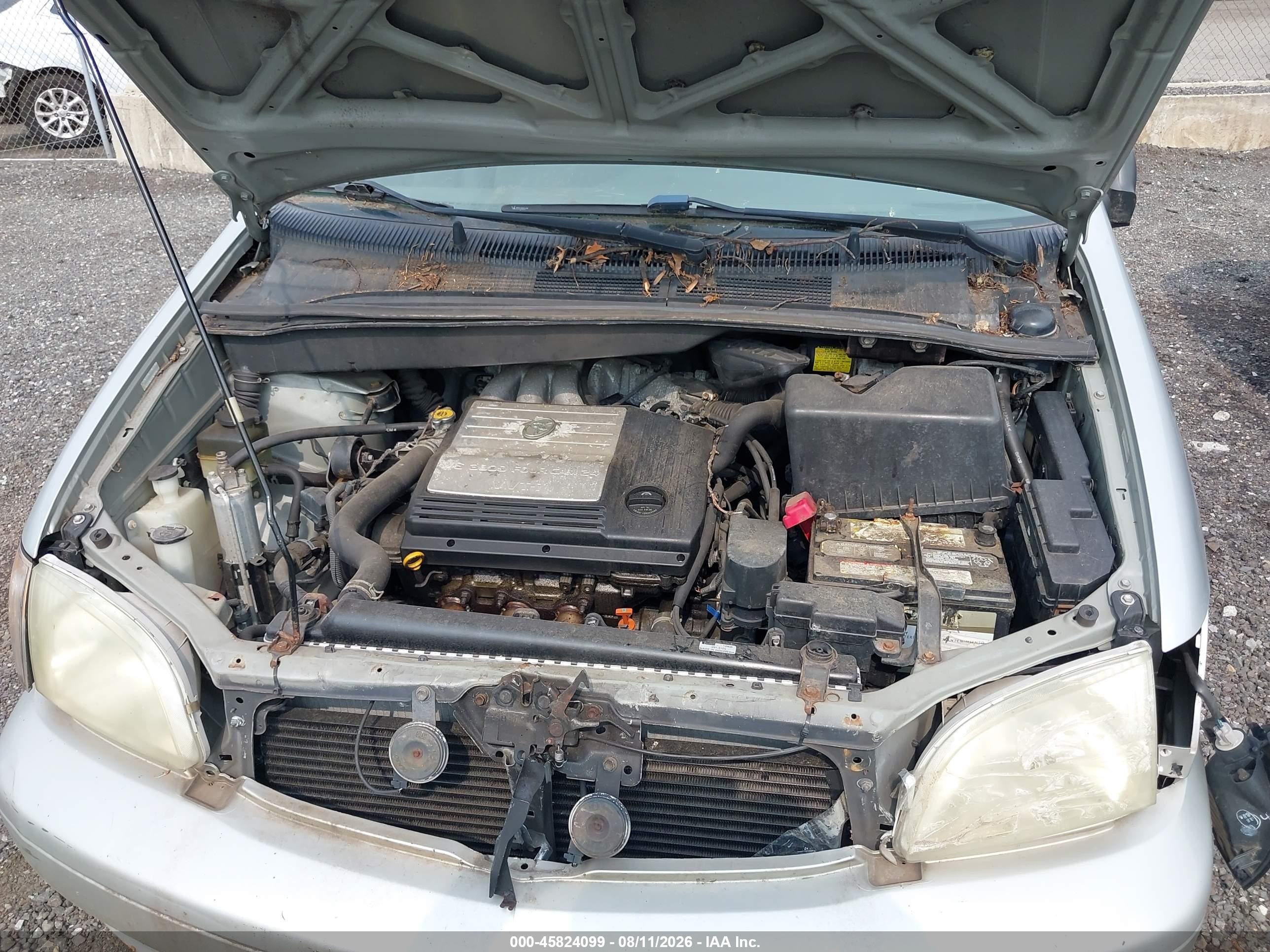 2003 Toyota Sienna Le Silver vin: 4T3ZF13C23U533386