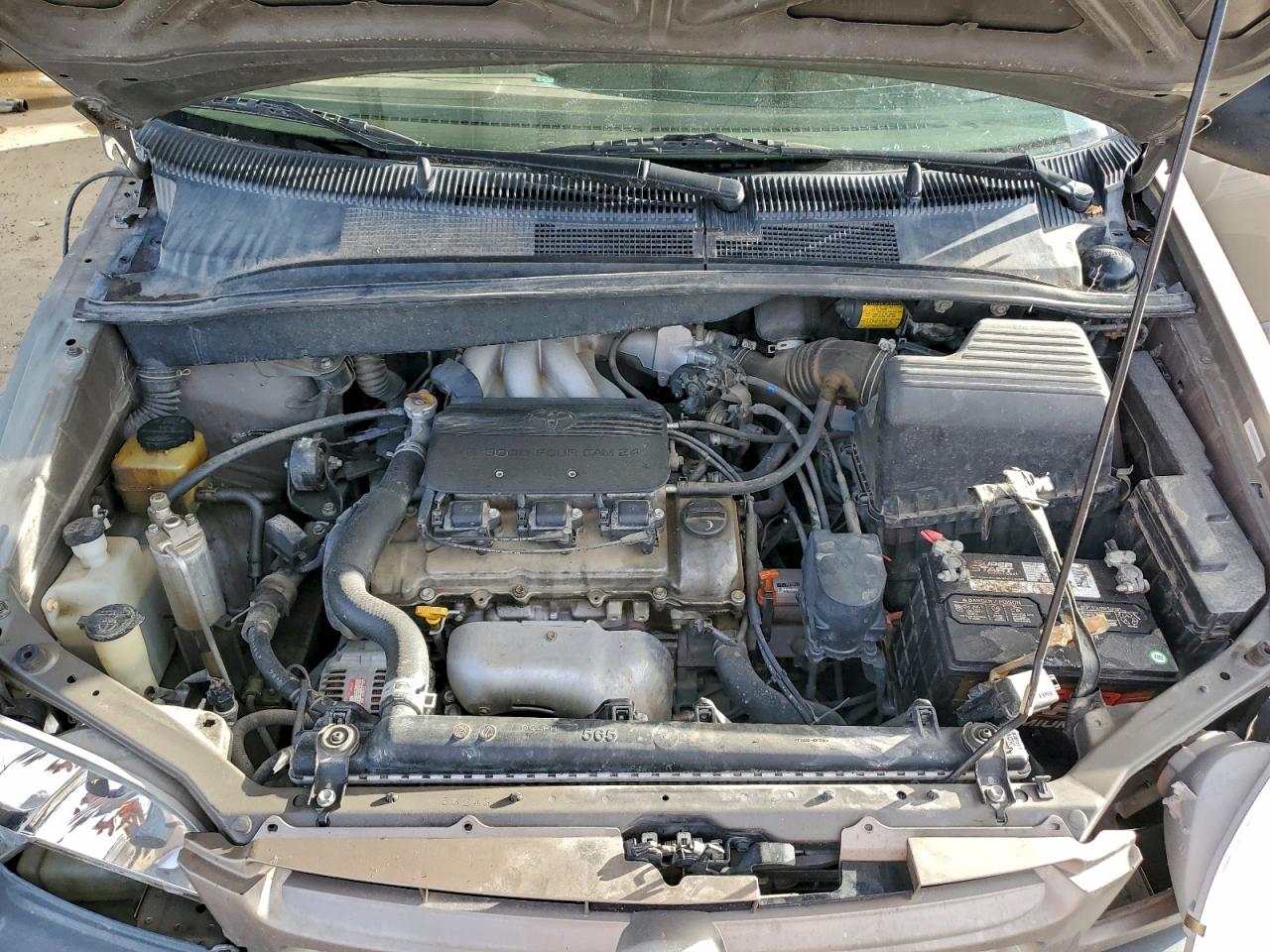 1998 Toyota Sienna Le Tan vin: 4T3ZF13C2WU003195