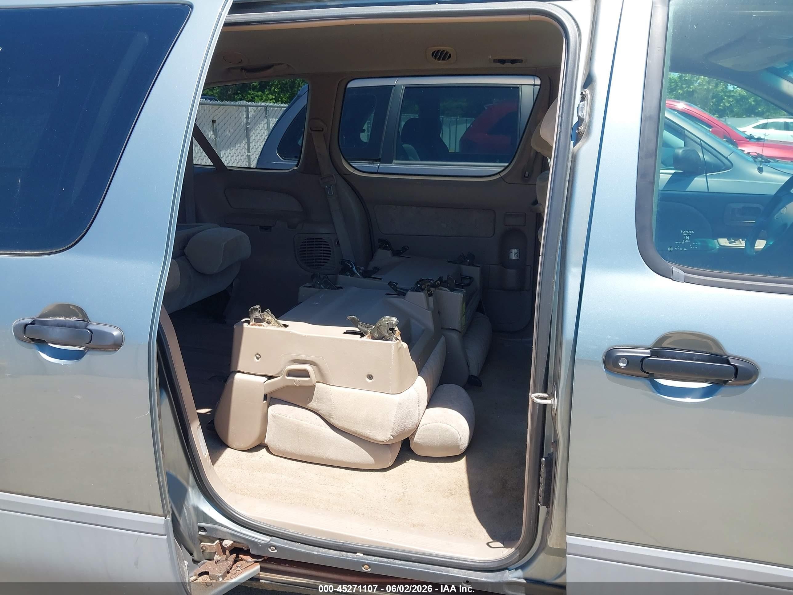 1999 Toyota Sienna Le Зеленый vin: 4T3ZF13C2XU120390