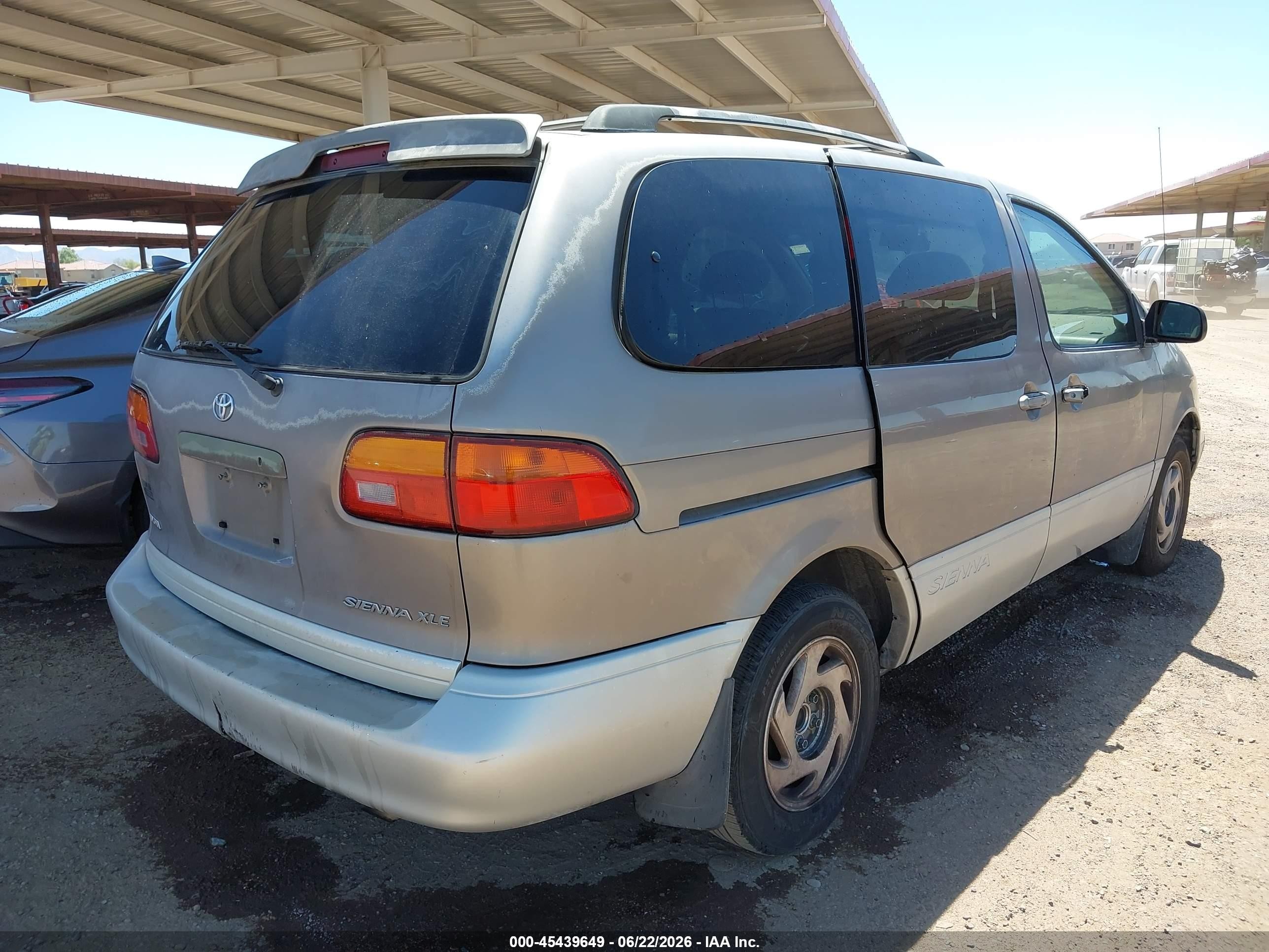 1999 Toyota Sienna Xle Gray vin: 4T3ZF13C2XU144754