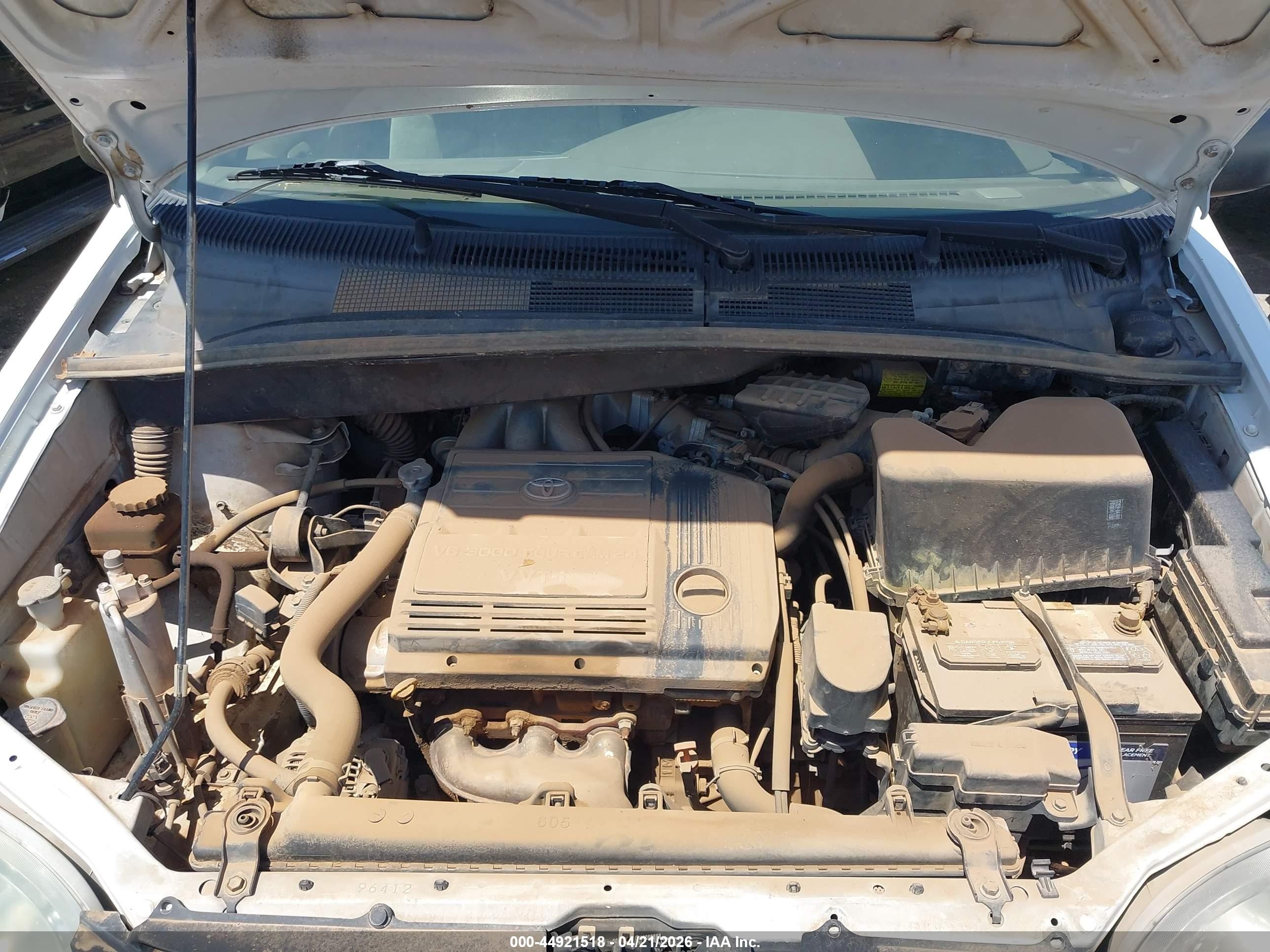 2001 Toyota Sienna Le White vin: 4T3ZF13C31U336255