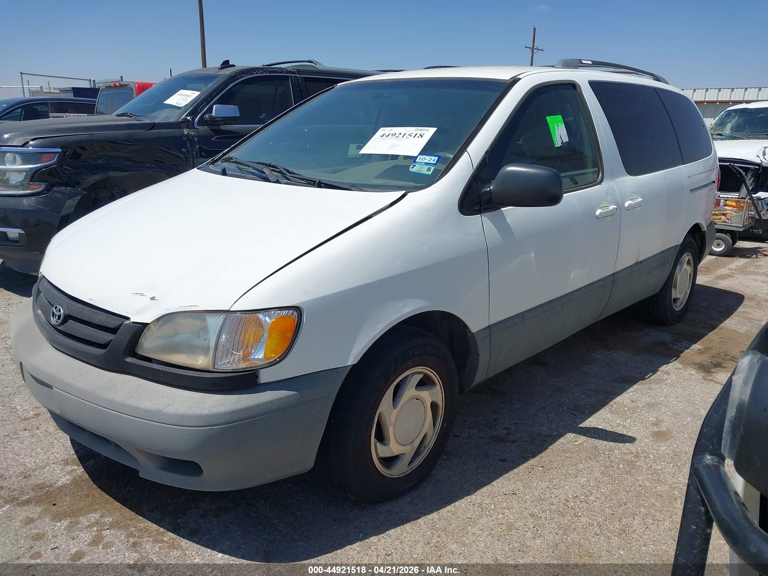 2001 Toyota Sienna Le White vin: 4T3ZF13C31U336255