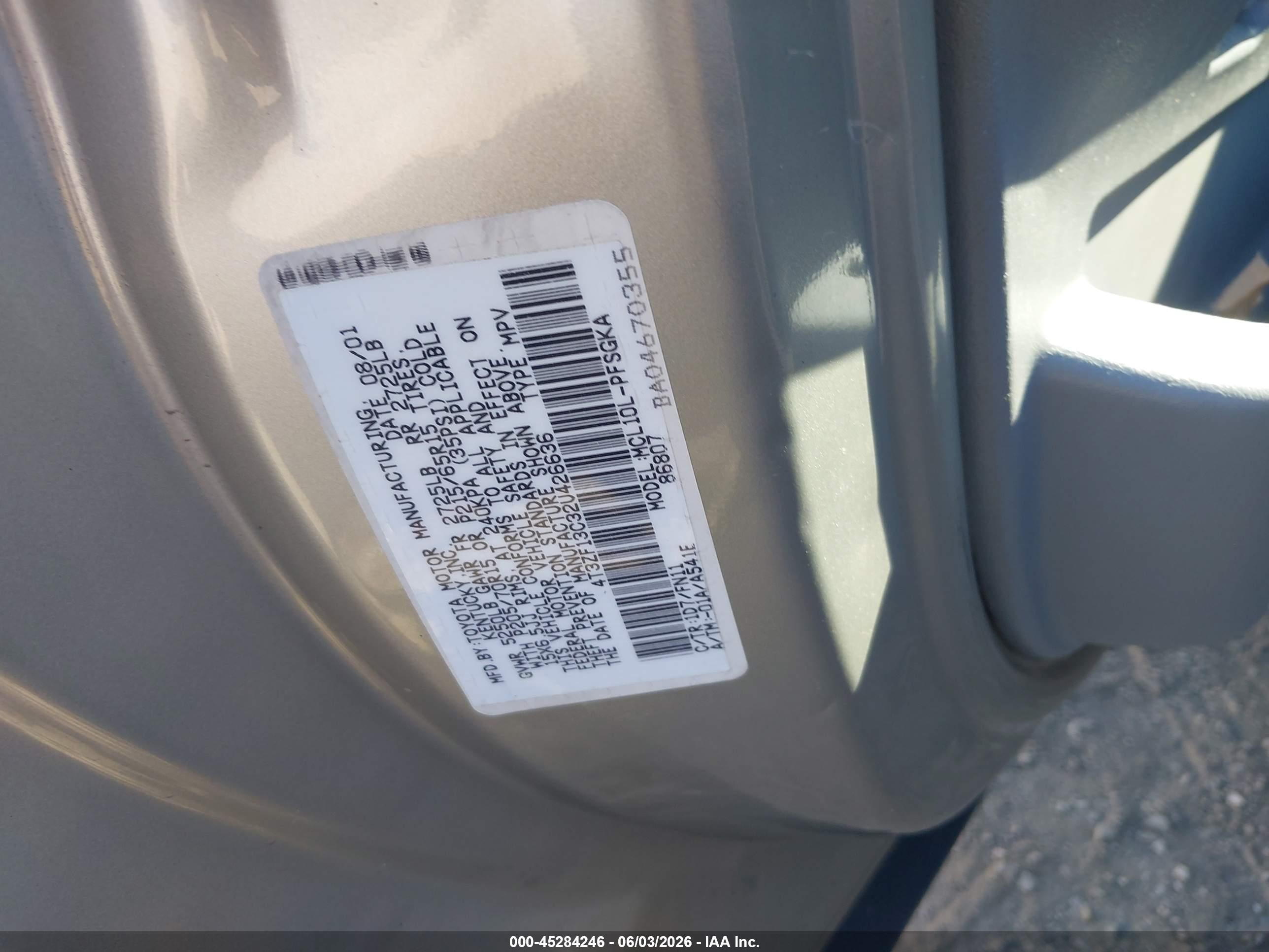 2002 Toyota Sienna Le Серебряный vin: 4T3ZF13C32U426636