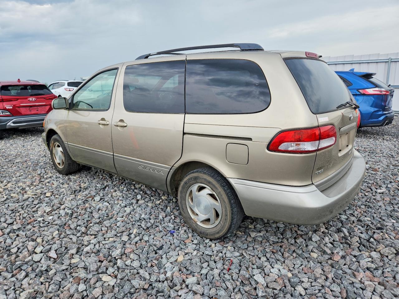 2002 Toyota Sienna Xle Gold vin: 4T3ZF13C32U429875