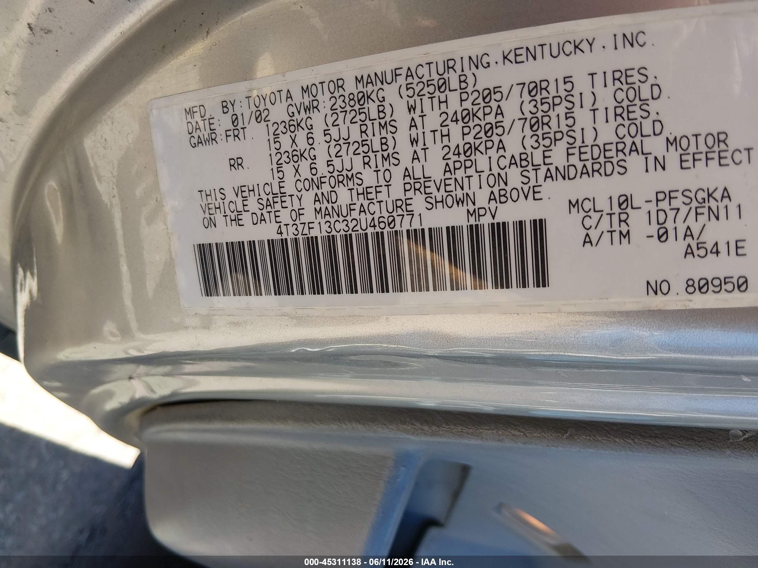 2002 Toyota Sienna Le Silver vin: 4T3ZF13C32U460771