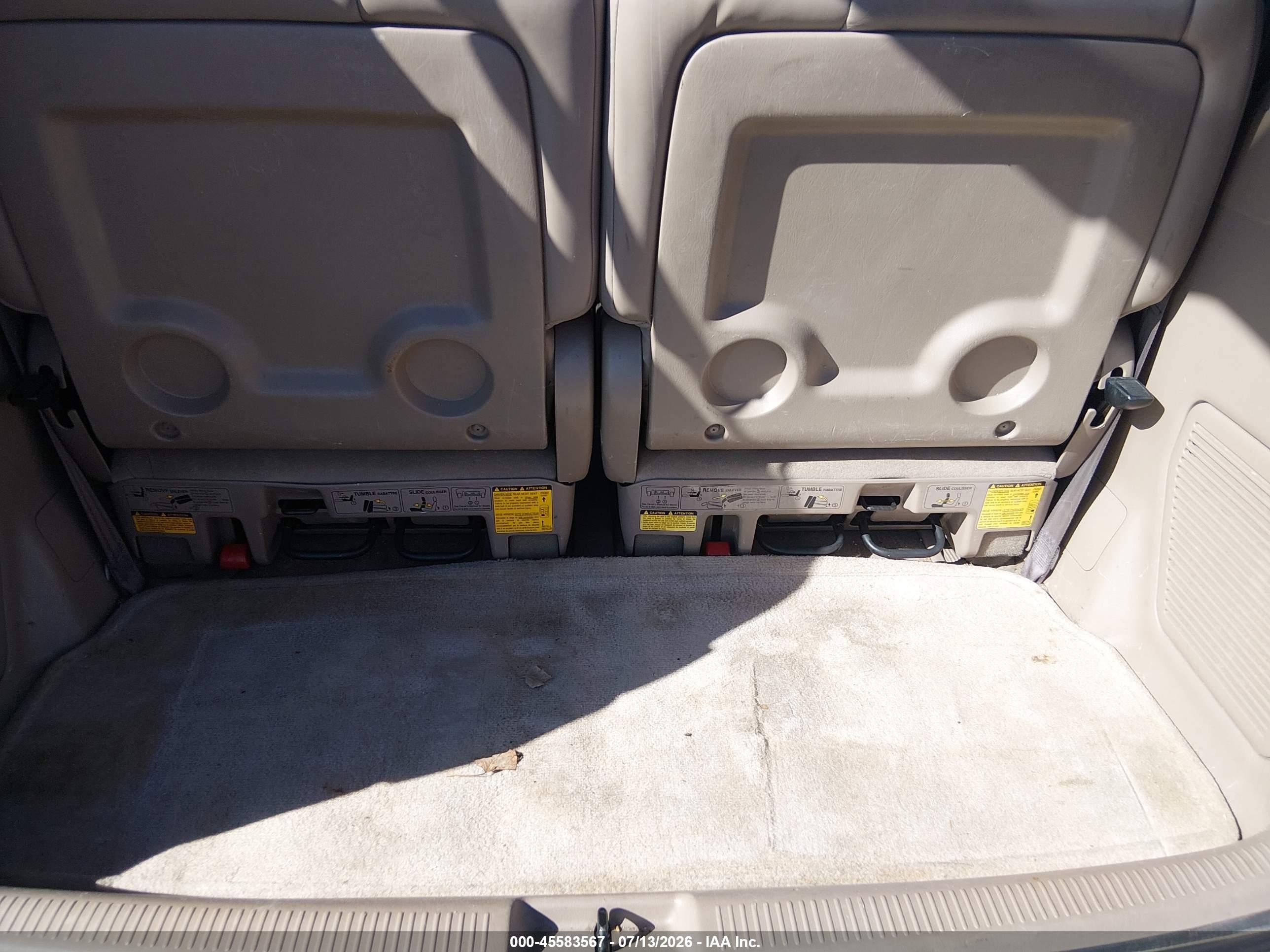 2002 Toyota Sienna Xle Silver vin: 4T3ZF13C32U488117
