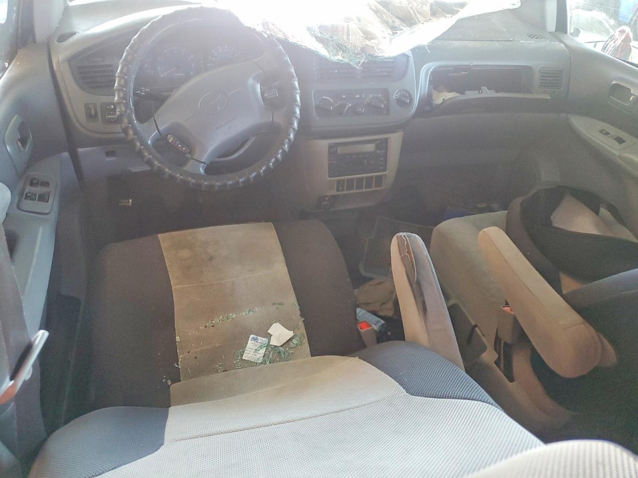 2002 Toyota Sienna Le Желто-коричневый vin: 4T3ZF13C32U496007