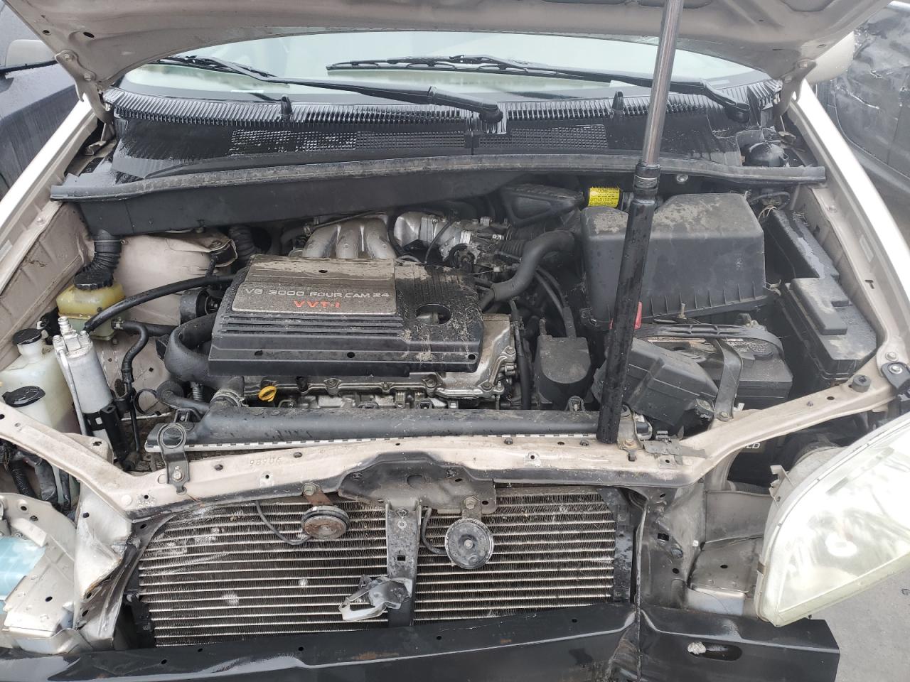 2002 Toyota Sienna Le Серебряный vin: 4T3ZF13C32U498713