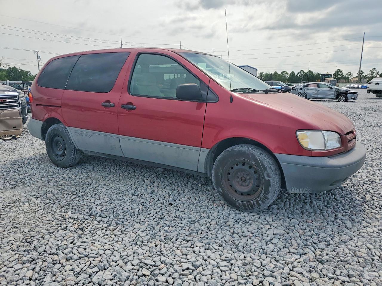 1998 Toyota Sienna Le Red vin: 4T3ZF13C3WU051627
