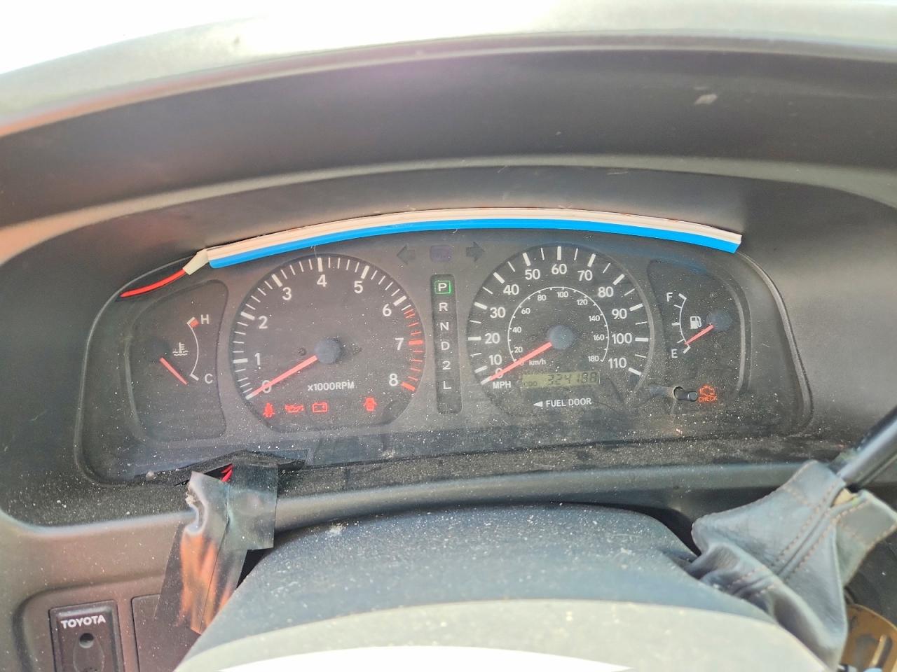1998 Toyota Sienna Le Blue vin: 4T3ZF13C3WU067522