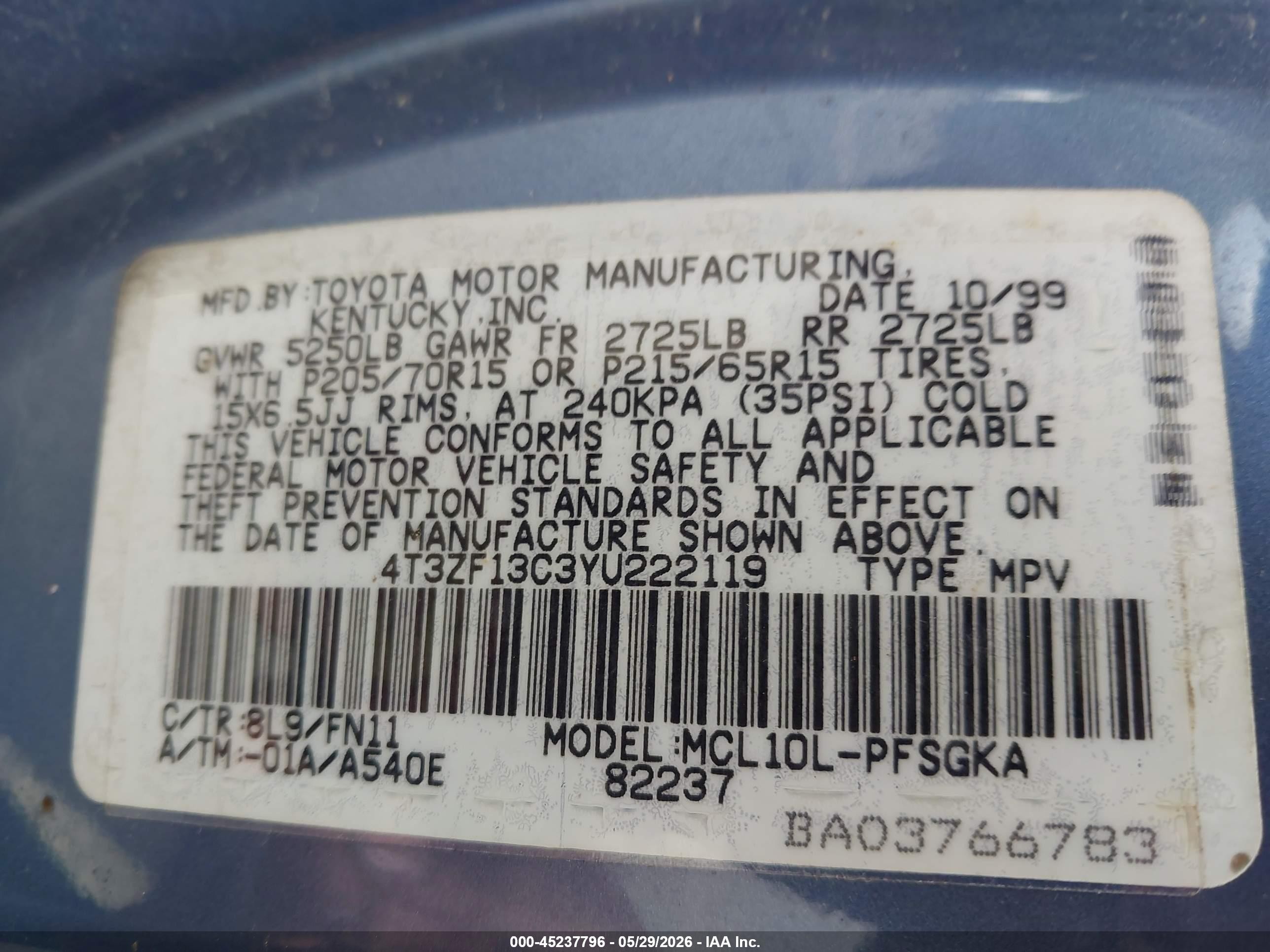 2000 Toyota Sienna Le Blue vin: 4T3ZF13C3YU222119
