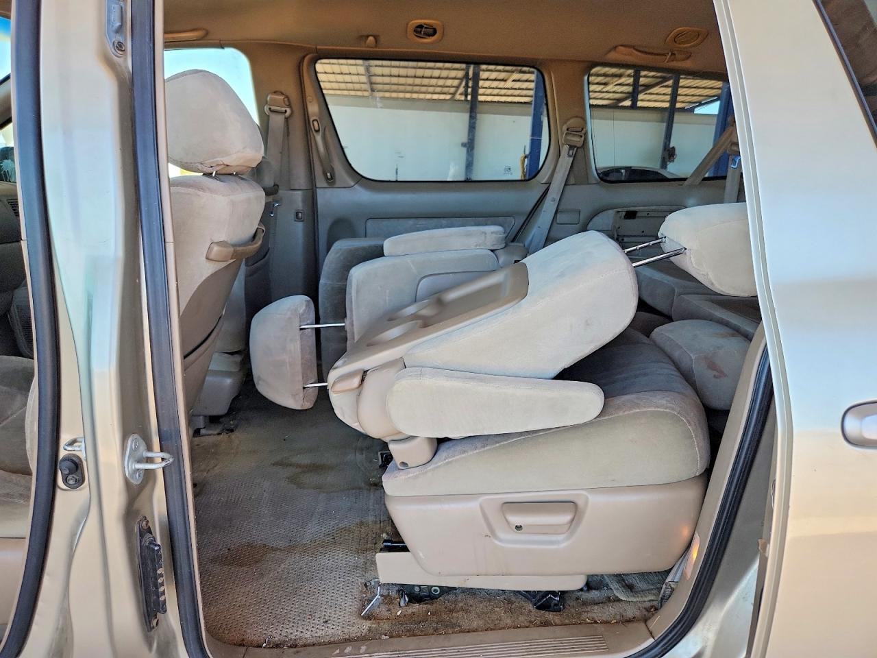 2000 Toyota Sienna Xle Beige vin: 4T3ZF13C3YU259297