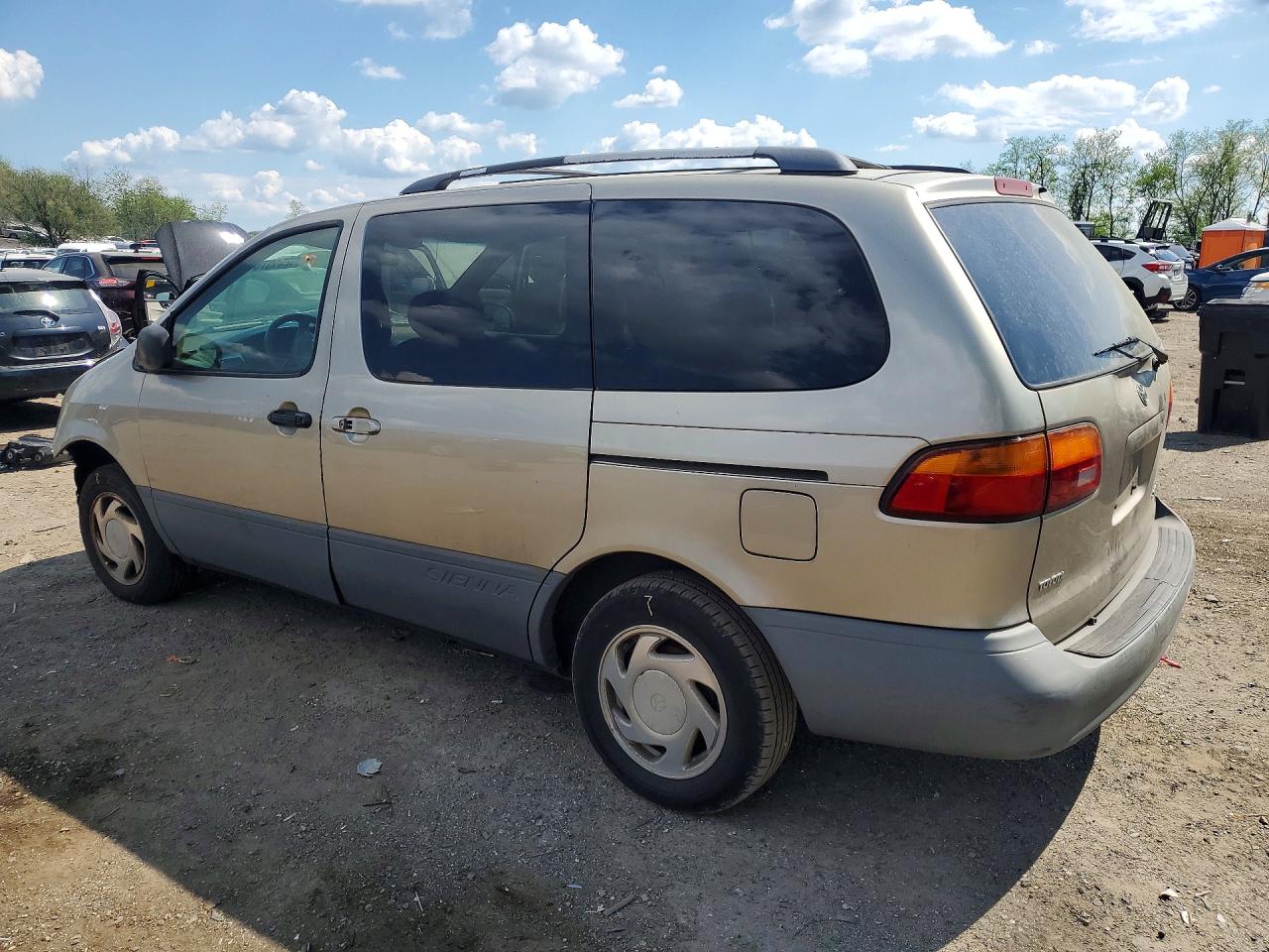 2000 Toyota Sienna Le Beige vin: 4T3ZF13C3YU317344