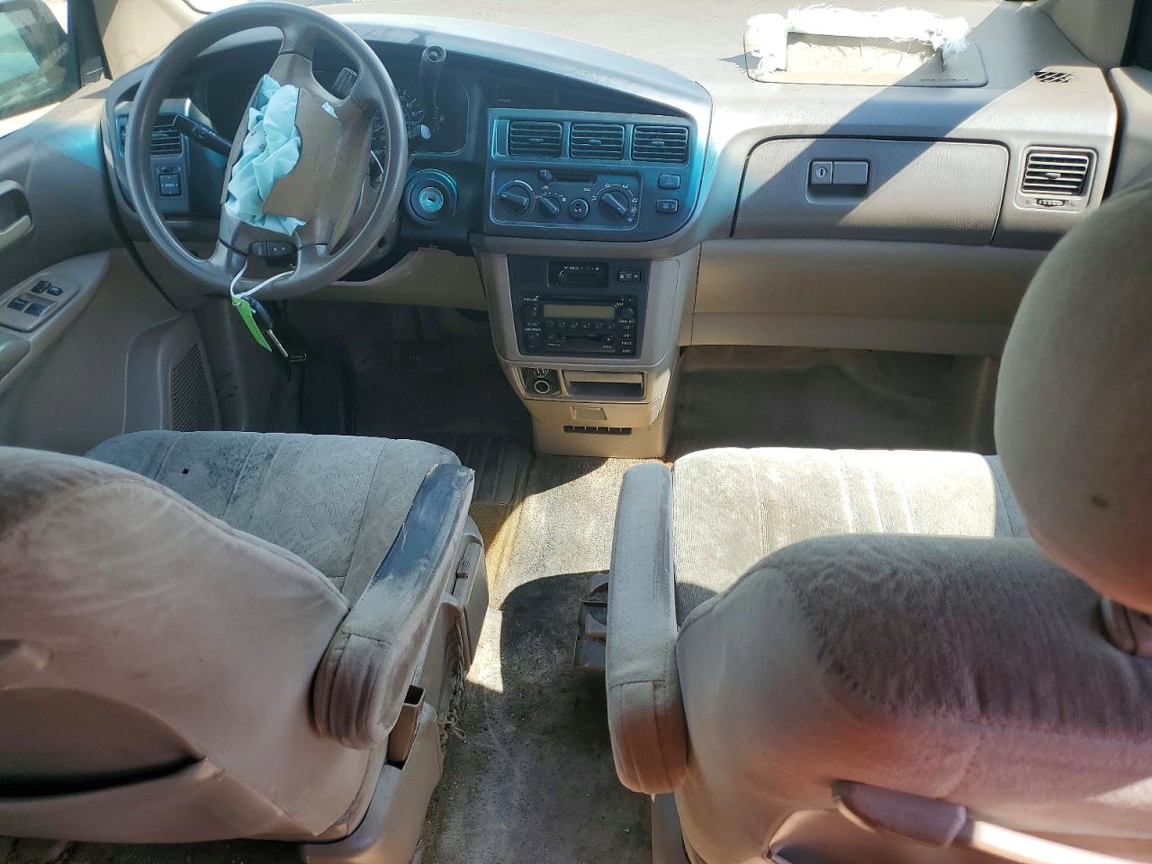 2000 Toyota Sienna Le Beige vin: 4T3ZF13C3YU317344