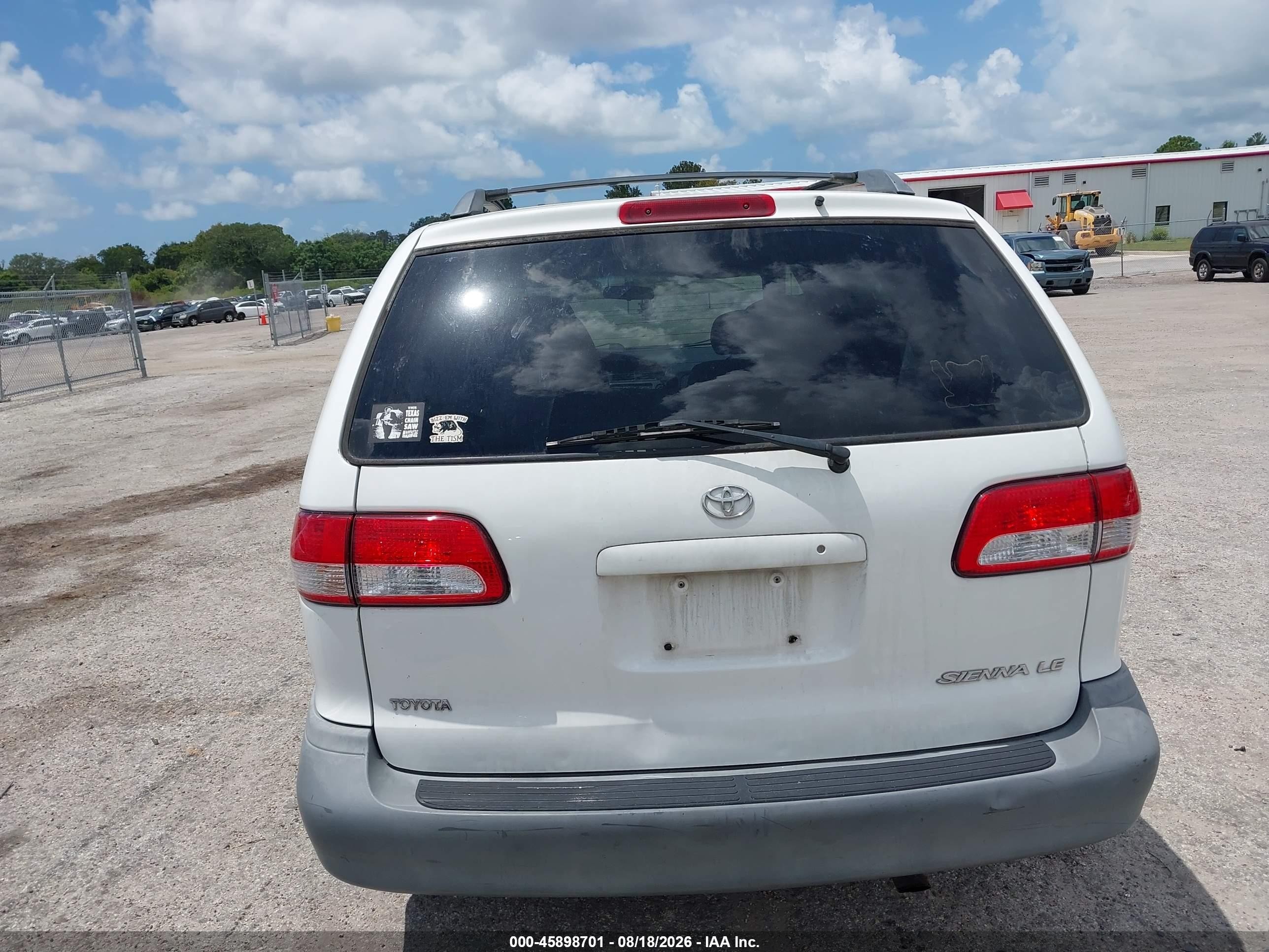 2001 Toyota Sienna Le White vin: 4T3ZF13C41U345322