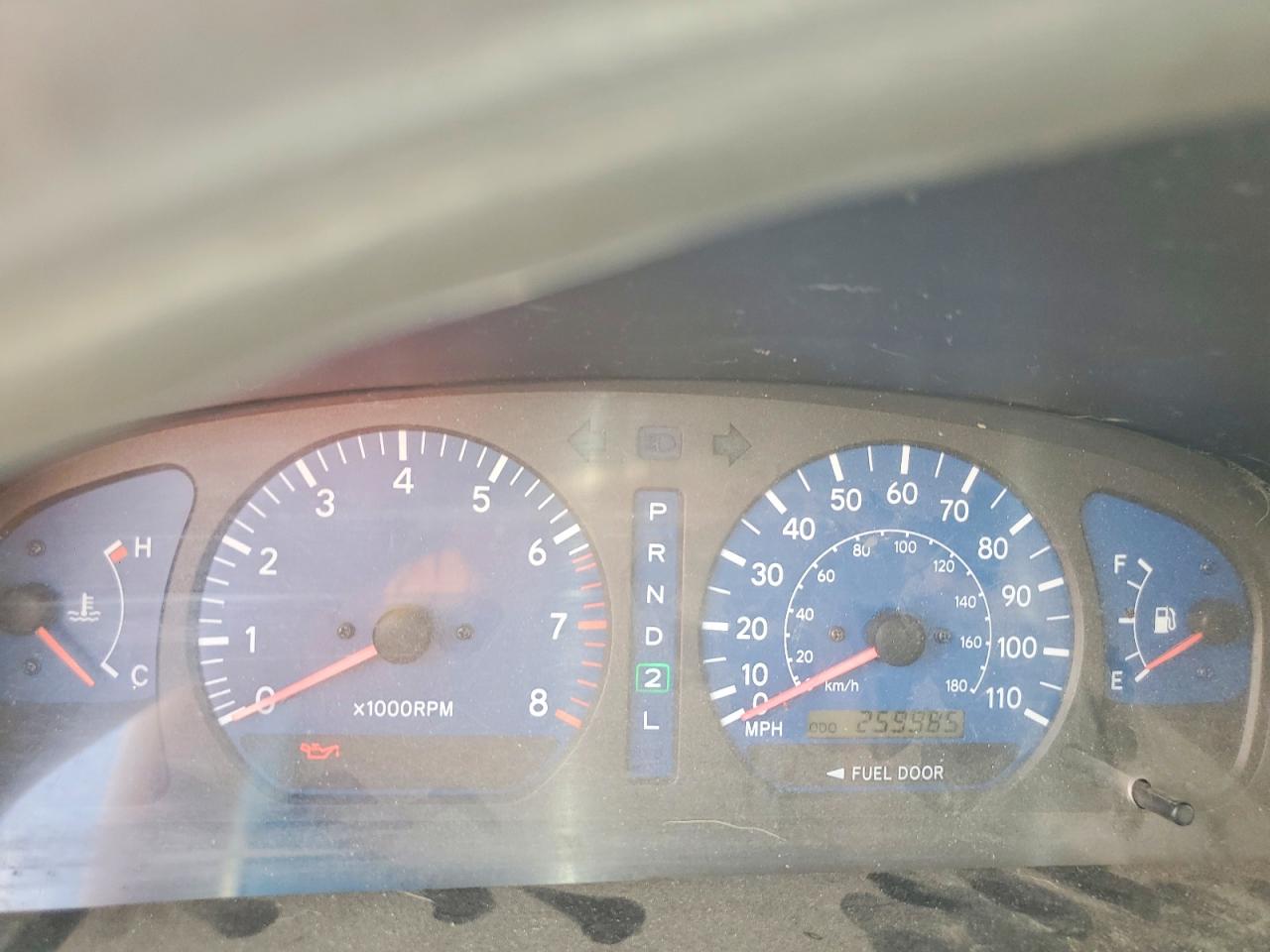 2001 Toyota Sienna Le Silver vin: 4T3ZF13C41U399378