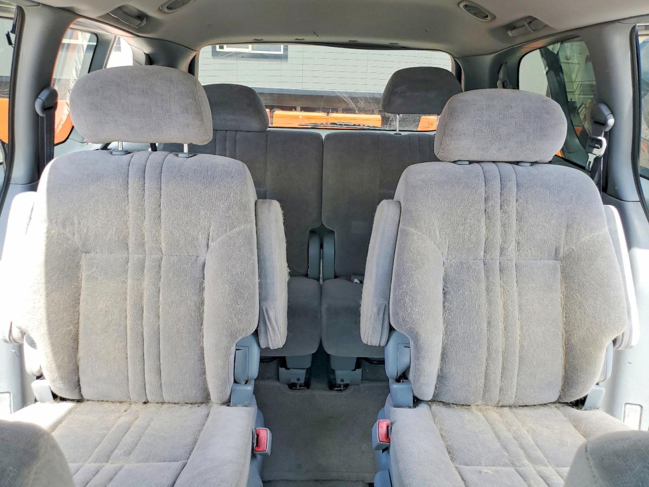 2001 Toyota Sienna Le Silver vin: 4T3ZF13C41U399378