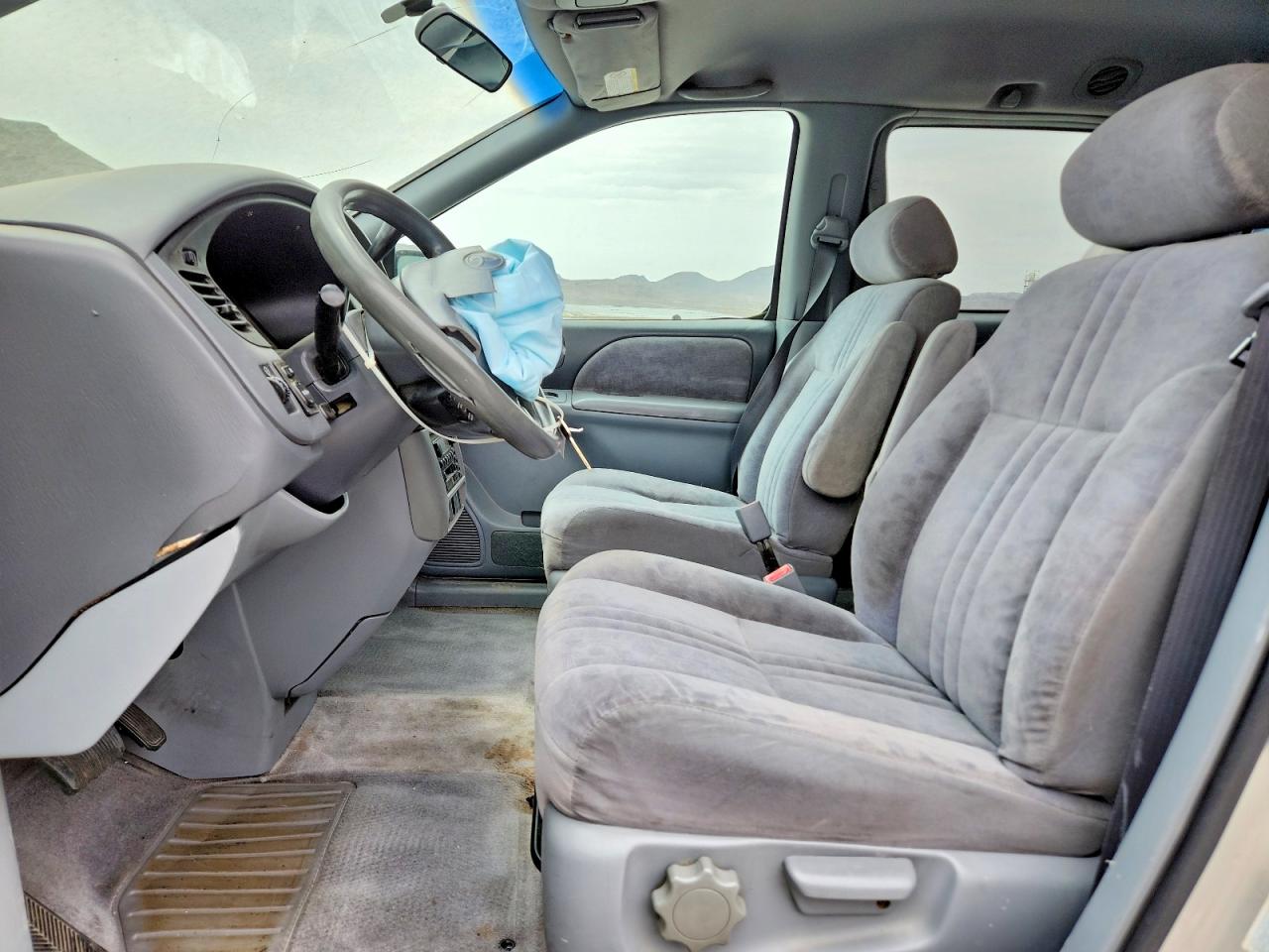 2001 Toyota Sienna Le Silver vin: 4T3ZF13C41U399378